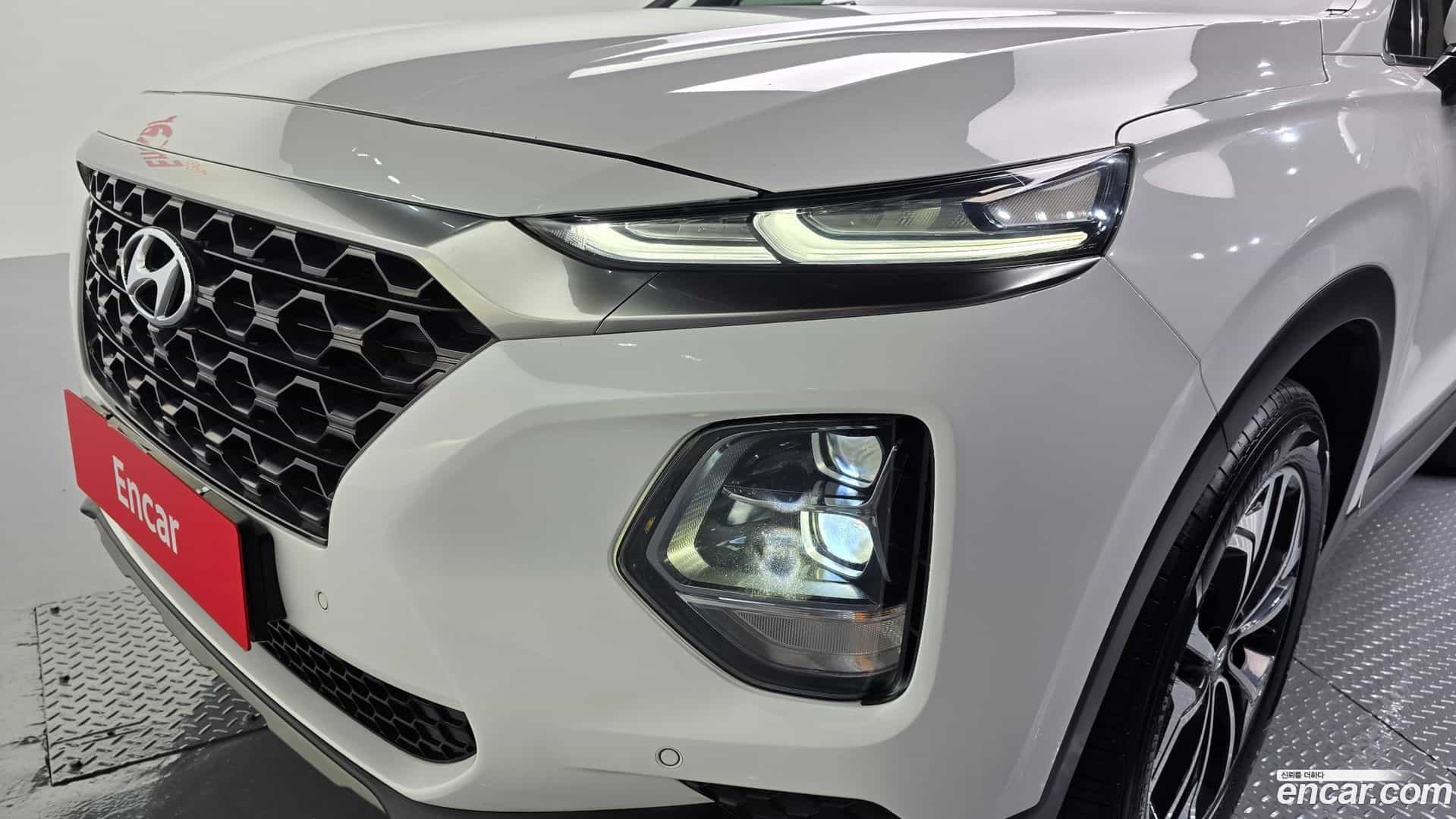 Santafe Hyundai 2018.4-OUTER-032