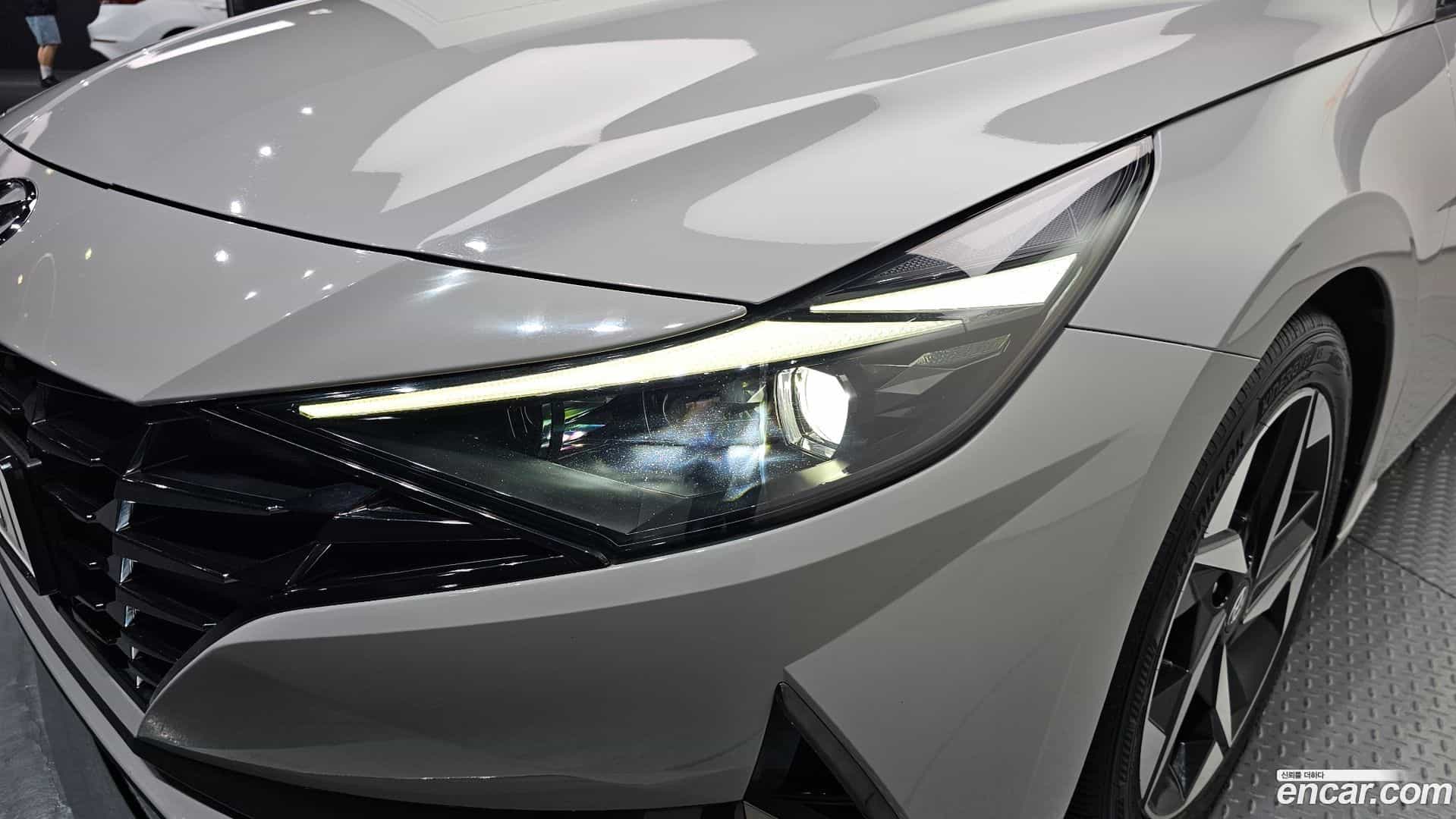 AVANTE Hyundai 2020.8-OUTER-032