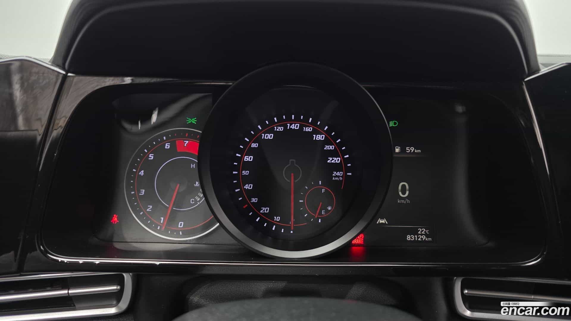 AVANTE Hyundai 2020.6-INNER-008