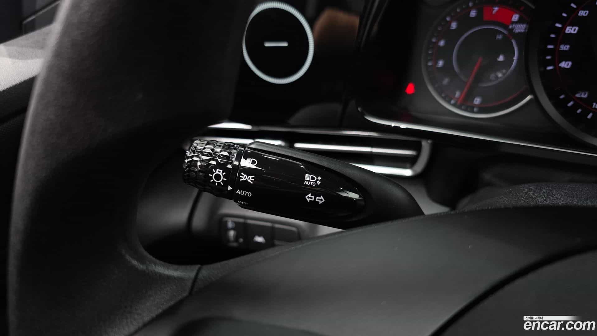 AVANTE Hyundai 2020.6-OPTION-018