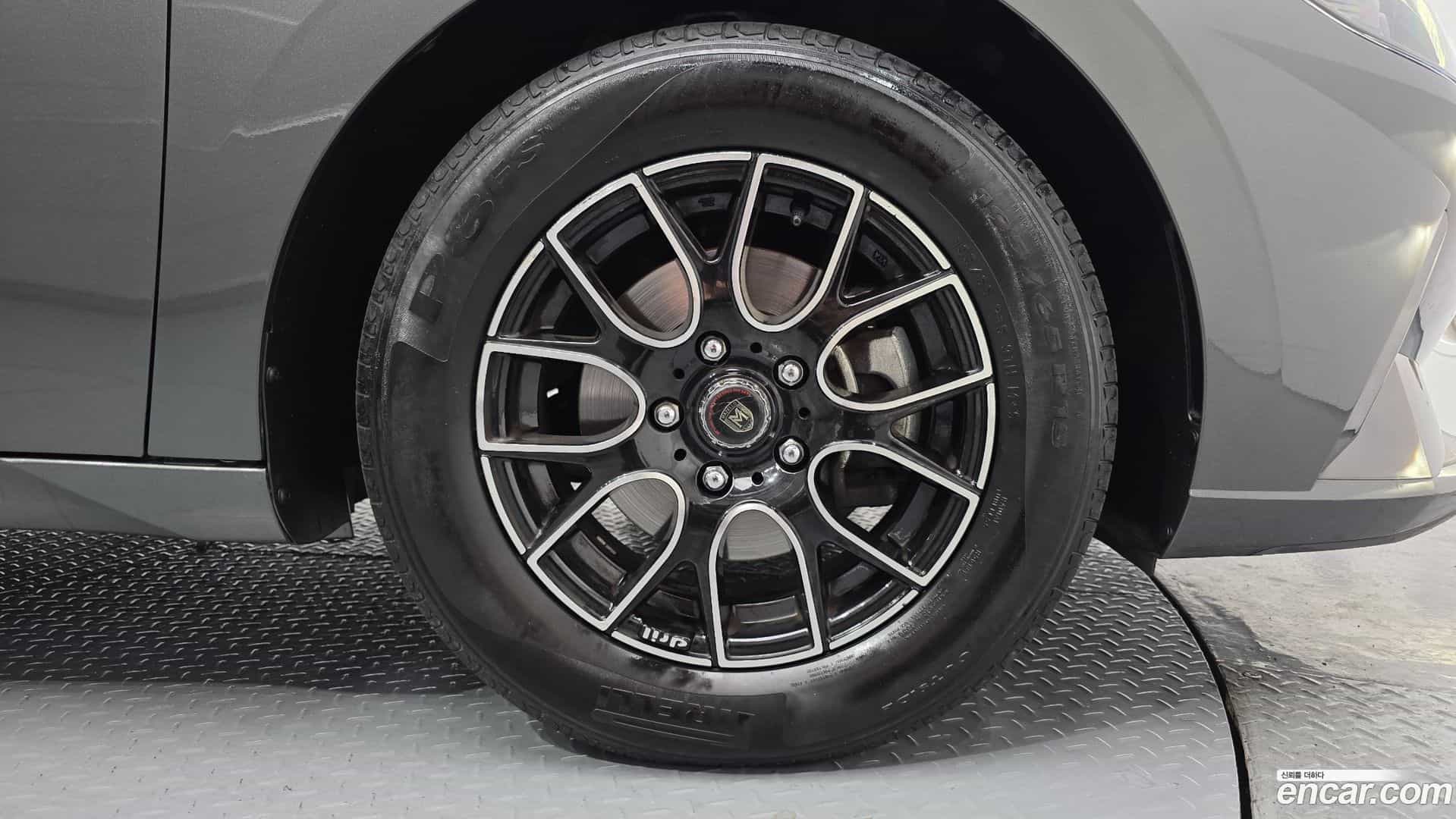 AVANTE Hyundai 2020.6-OUTER-031