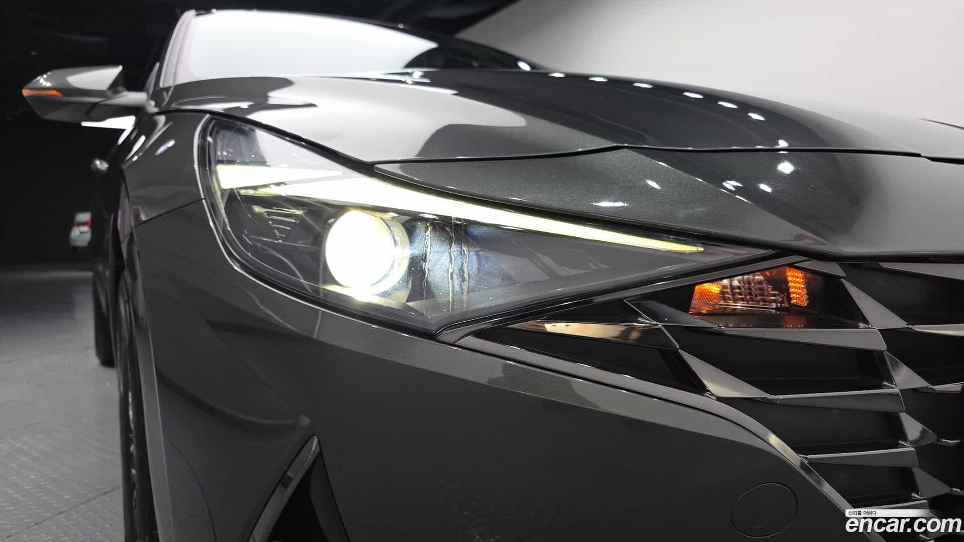AVANTE Hyundai 2020.6-OUTER-032