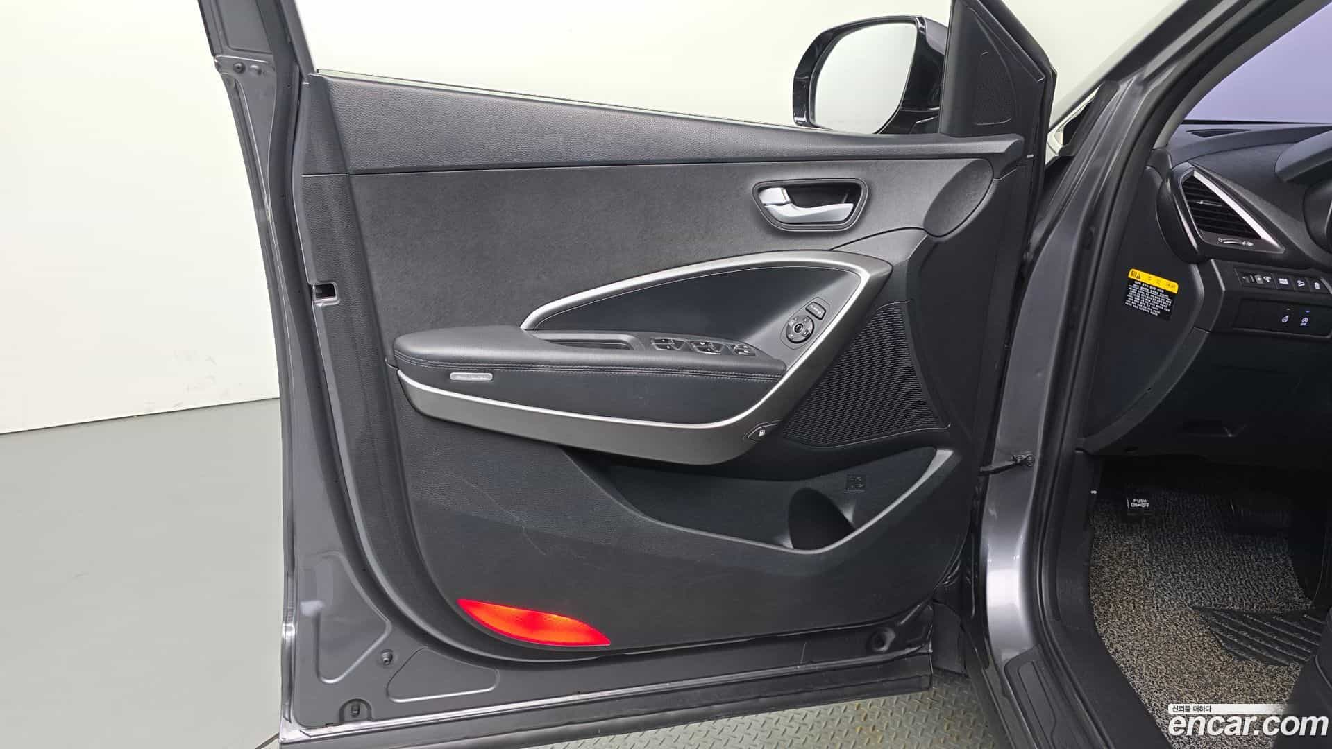 Santafe Hyundai 2016.7-INNER-034