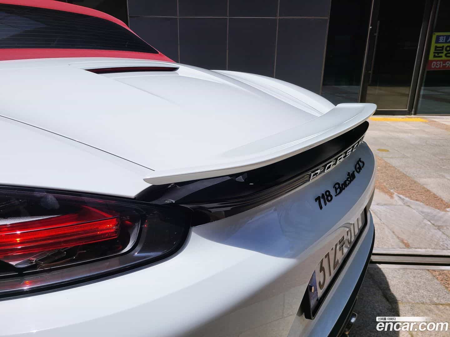 718 Porsche 2017.5-OPTION-021