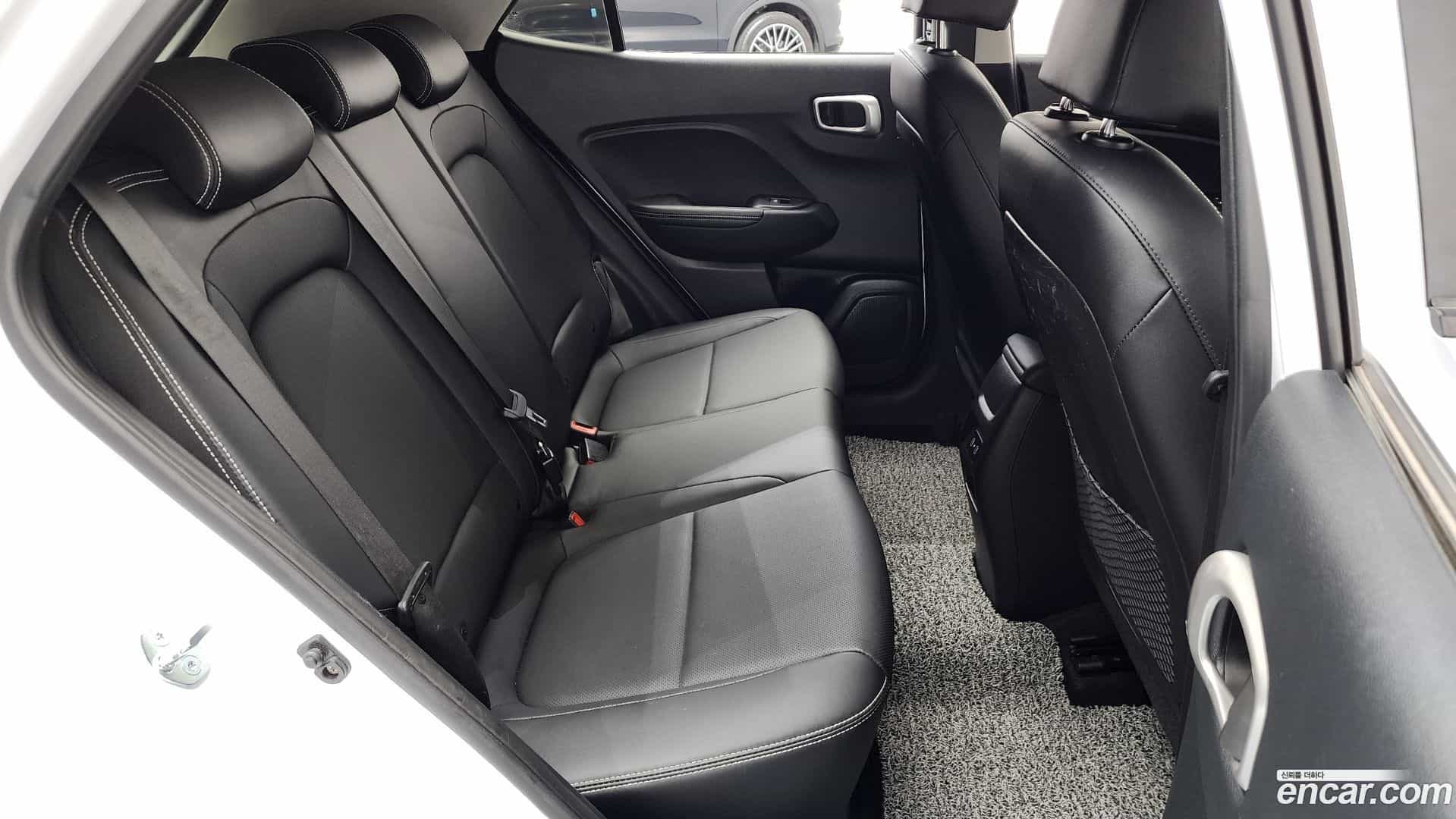 Venue Hyundai 2023.1-OPTION-015