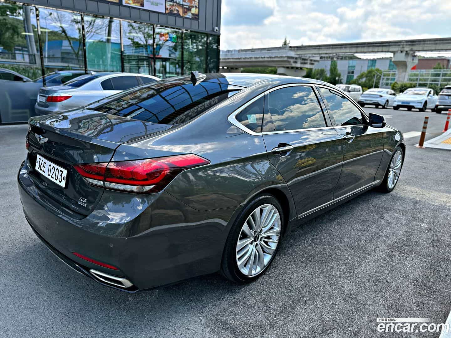 G80 Genesis 2016.10-OUTER-004