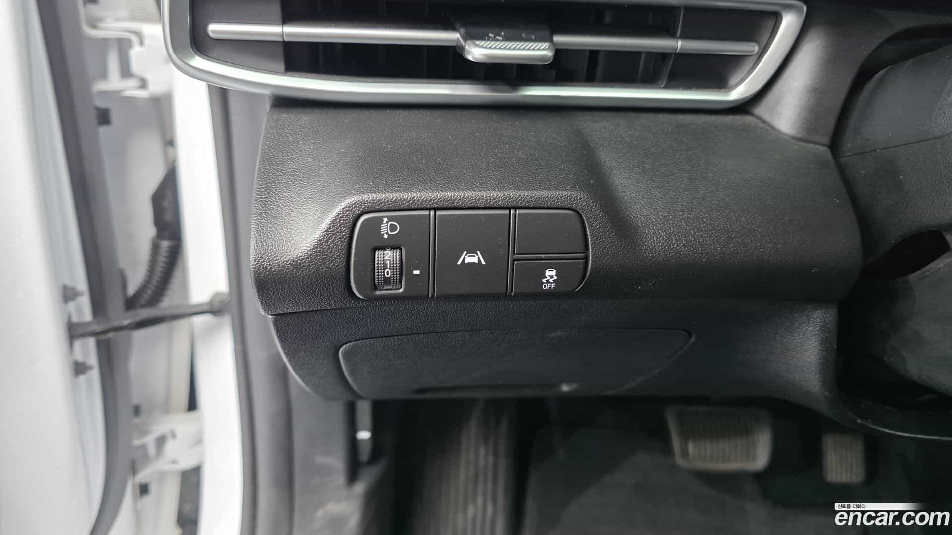 AVANTE Hyundai 2023.2-OPTION-024