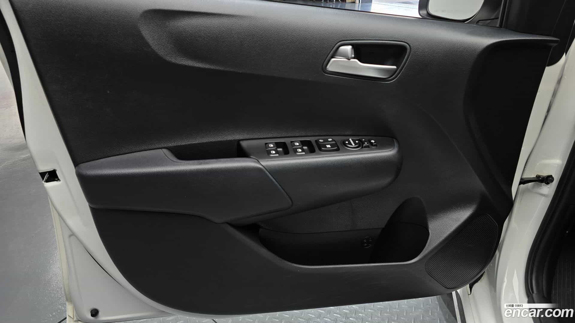 morning Kia 2023.1-INNER-034