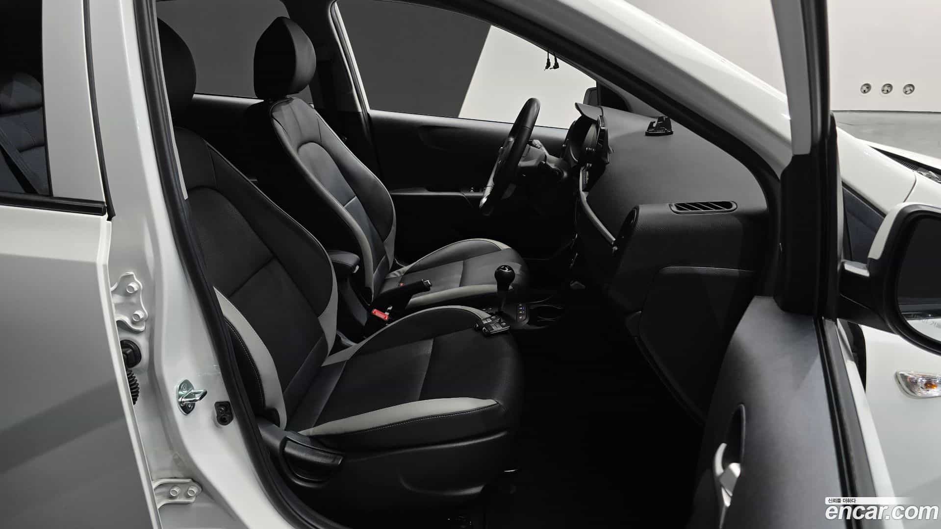 morning Kia 2023.1-INNER-036