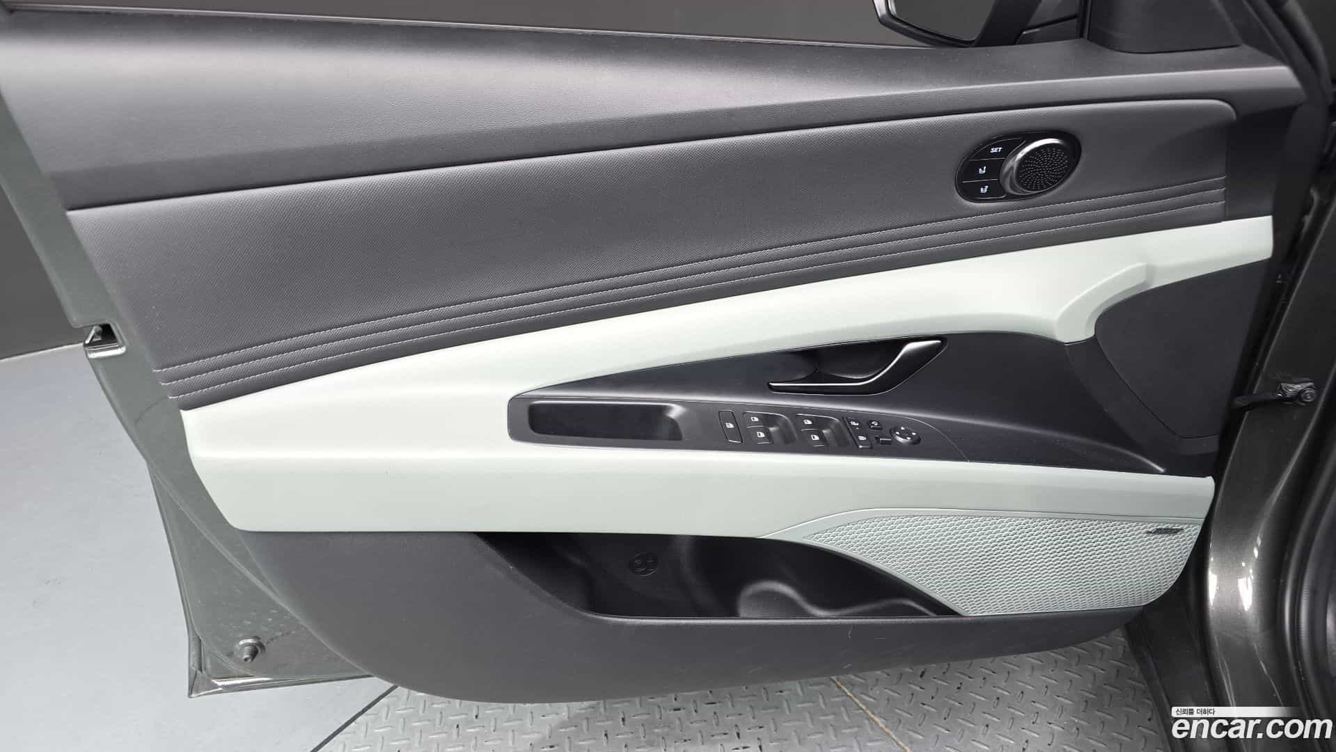 AVANTE Hyundai 2023.4-INNER-034