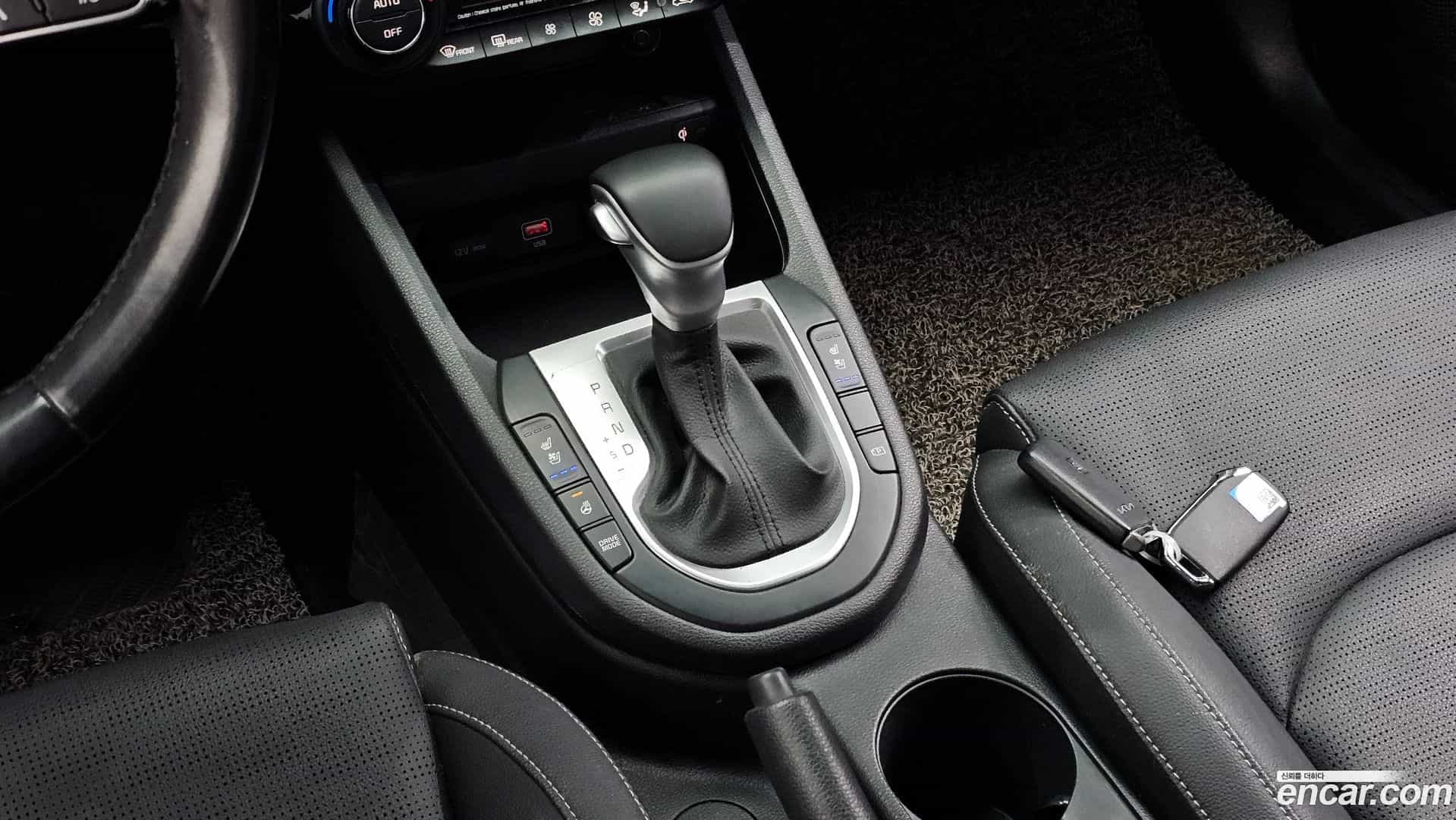 K3 Kia 2021.10-INNER-009