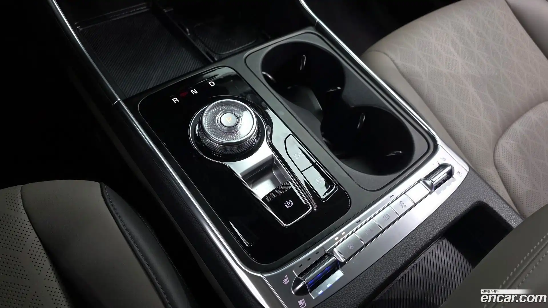 Canival Kia 2023.10-INNER-009