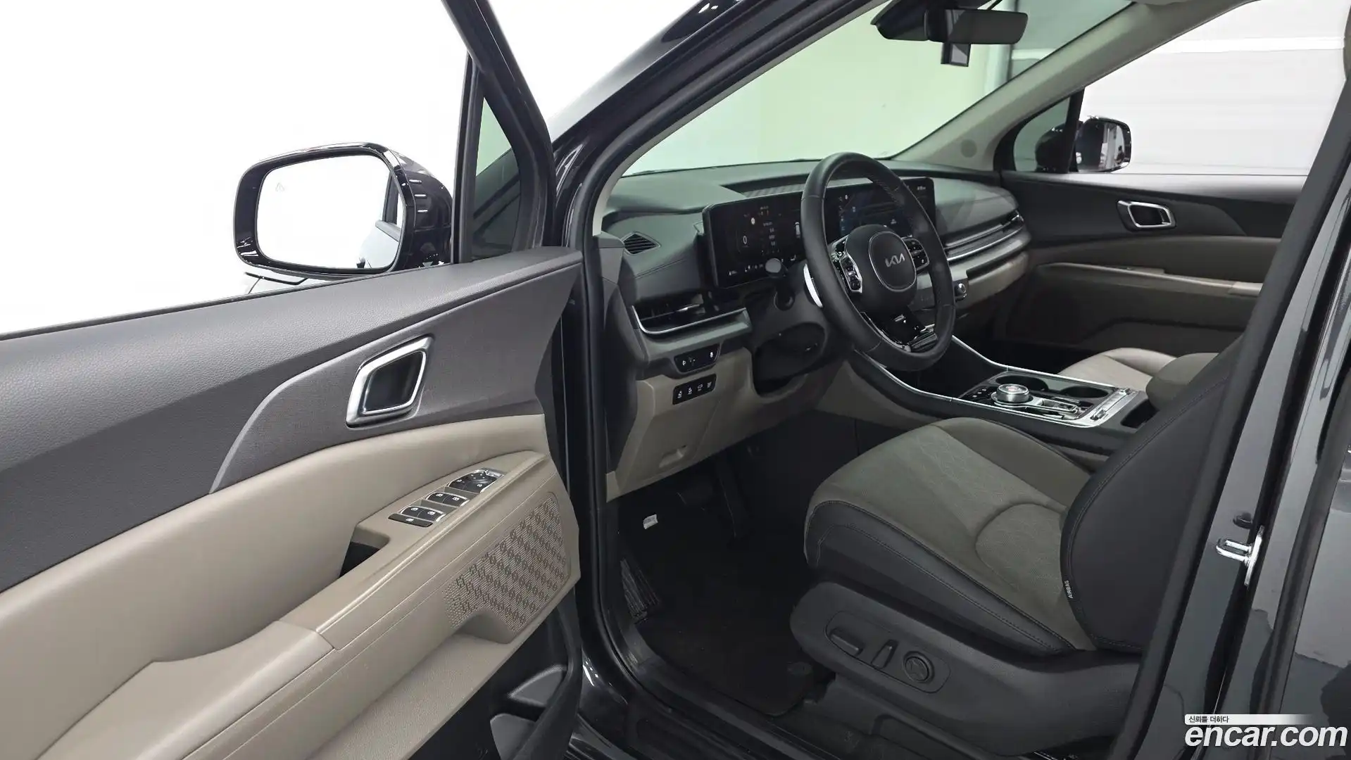 Canival Kia 2023.10-INNER-010