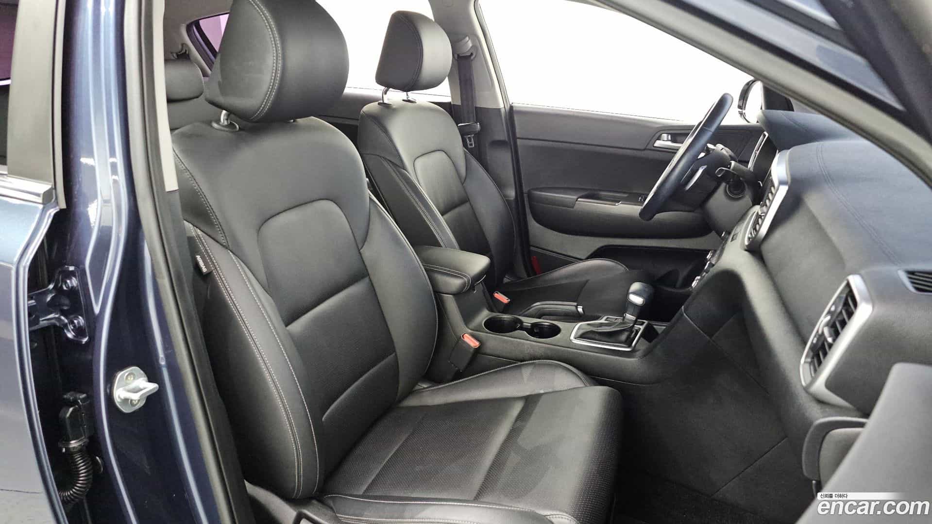 Sportage Kia 2019.6-INNER-036