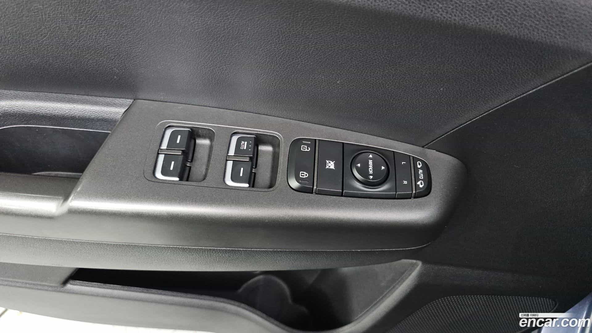 Sportage Kia 2019.6-OPTION-041