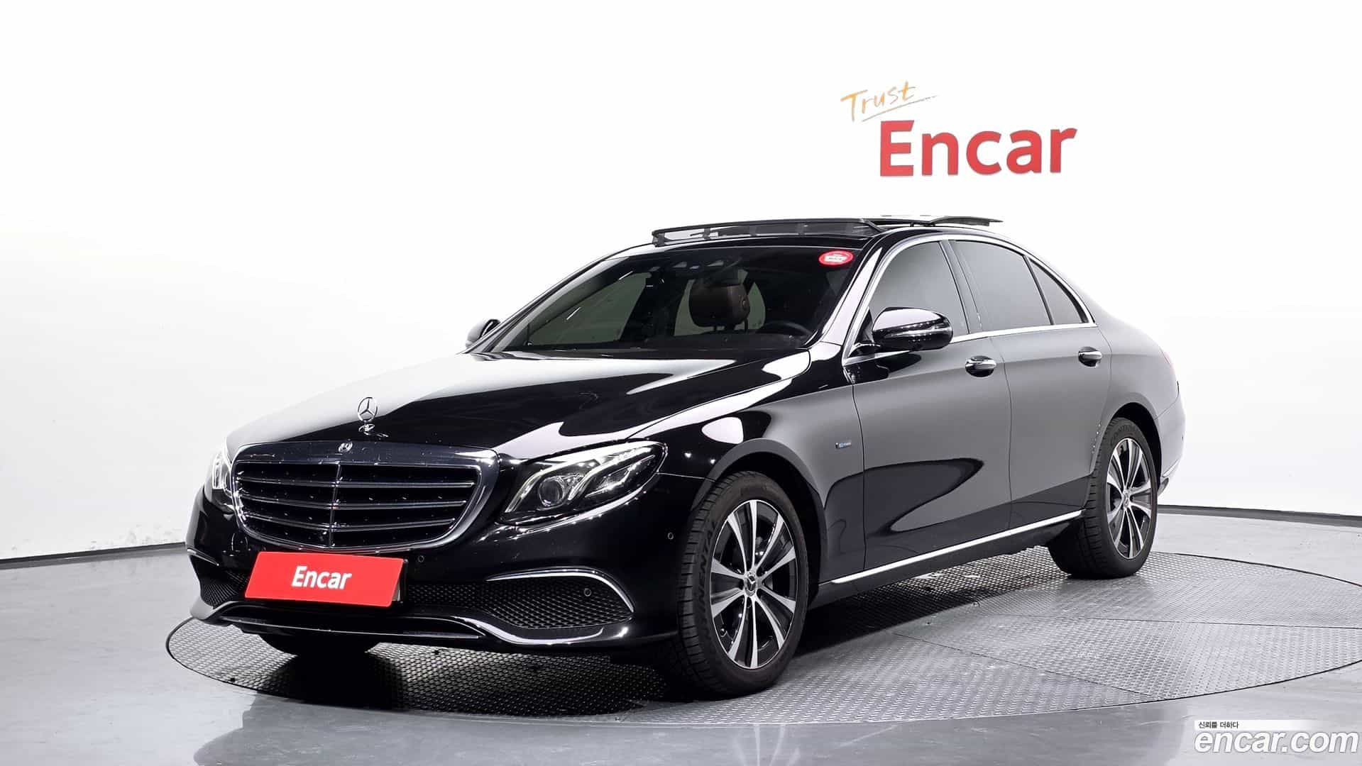 E-Class Mercedes-Benz 2019.11-OUTER-001