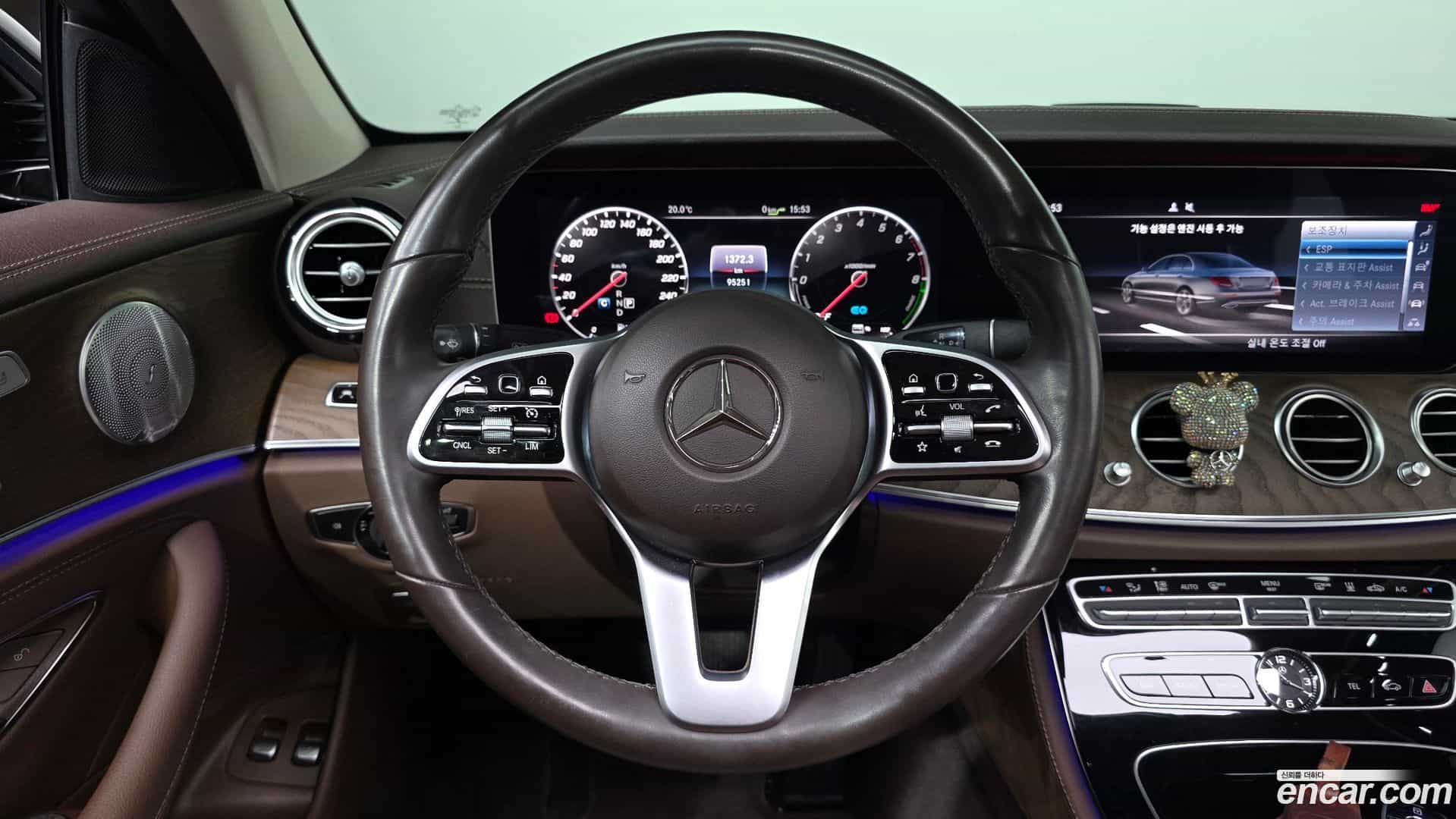 E-Class Mercedes-Benz 2019.11-OPTION-017