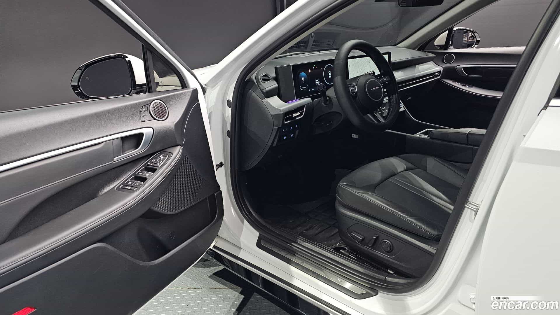 Sonata Hyundai 2025.0-INNER-010