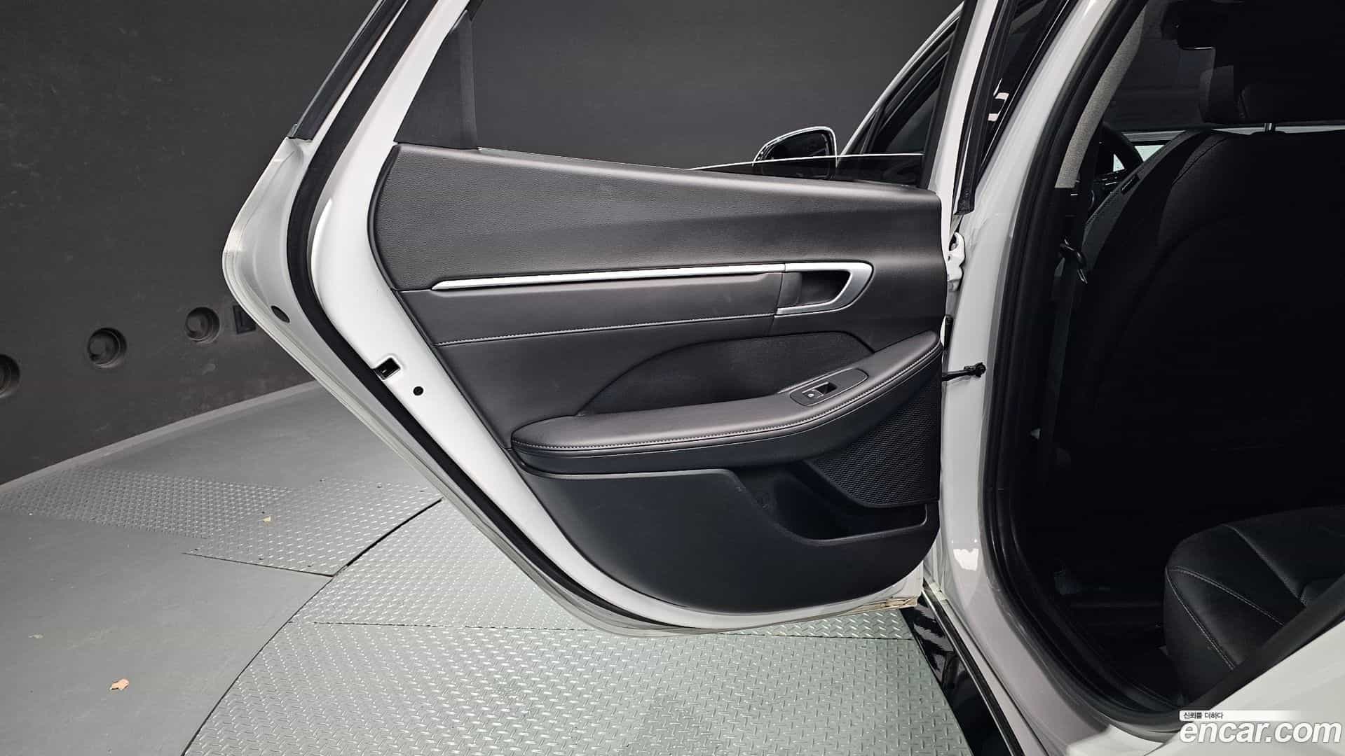 Sonata Hyundai 2025.0-INNER-035