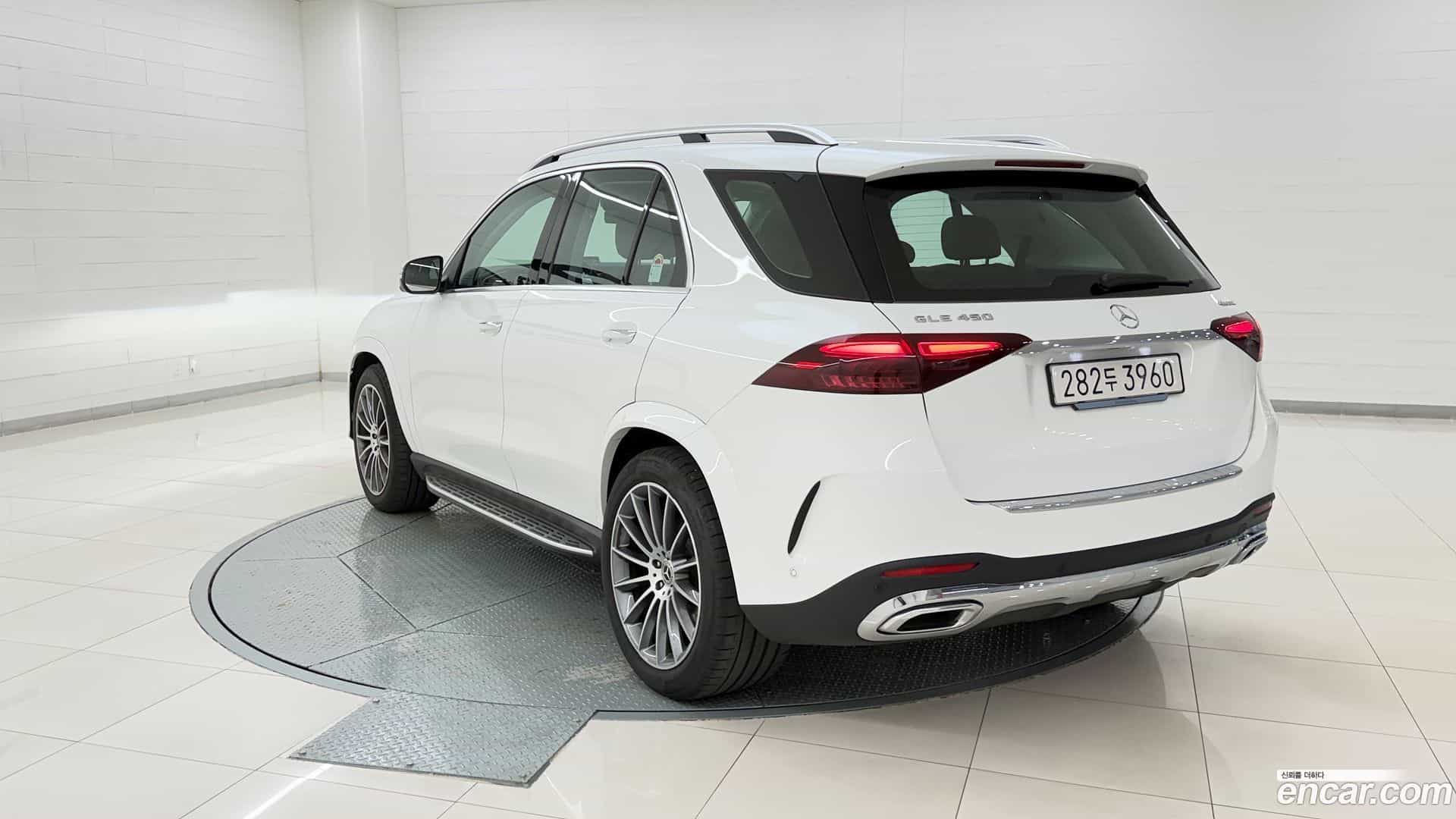 GLE-Class Mercedes-Benz 2025.7-OUTER-003