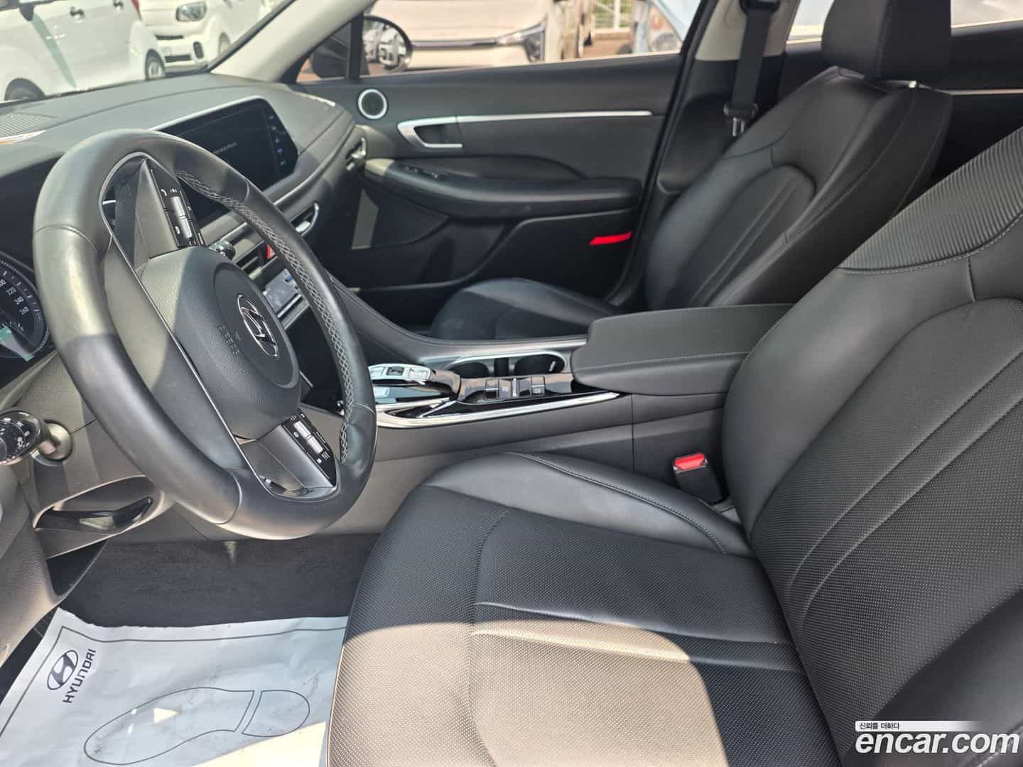Sonata Hyundai 2021.0-INNER-010