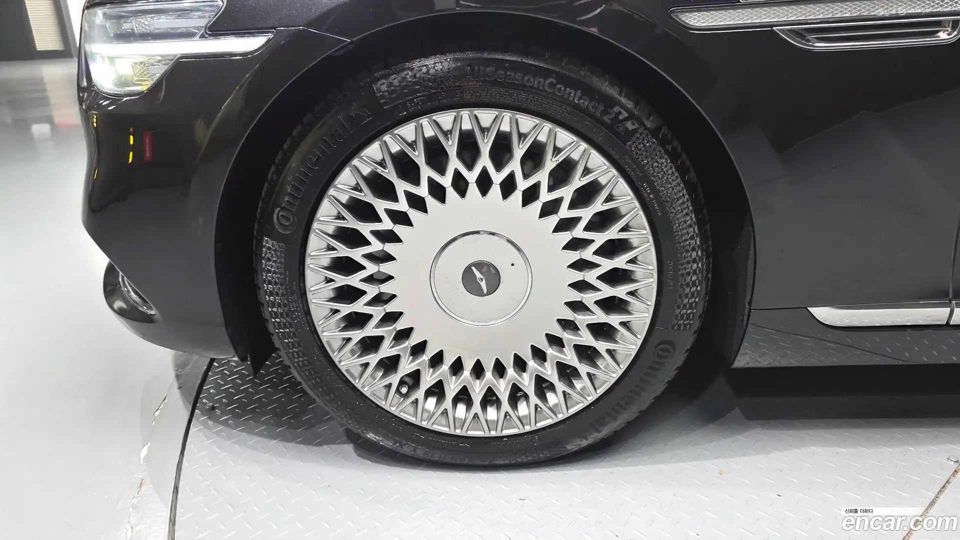 G90 Genesis 2019.1-OUTER-005