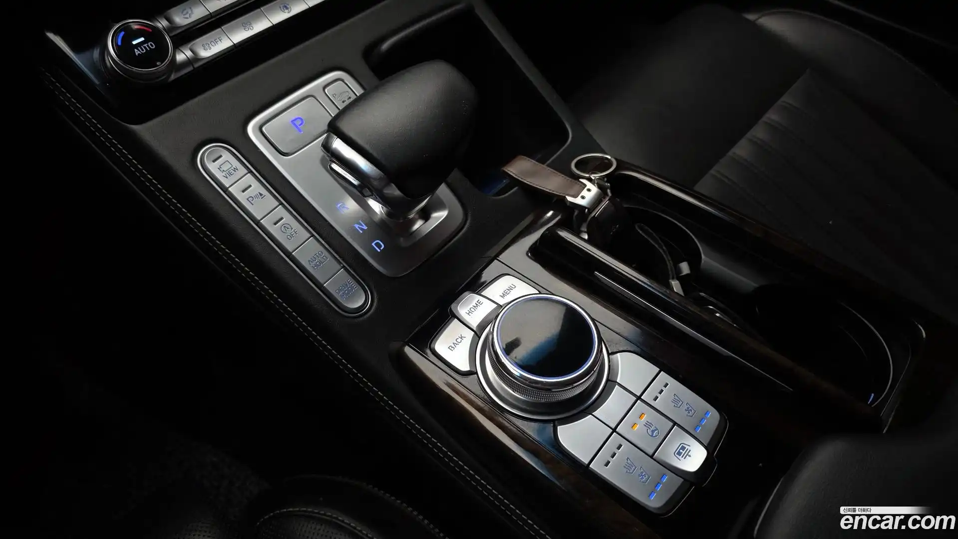 G90 Genesis 2019.1-INNER-009