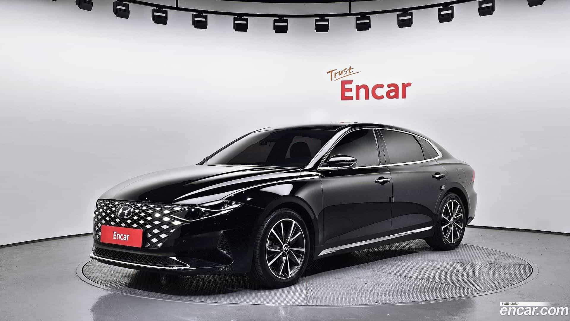 Grandeur Hyundai 2022.6-OUTER-001