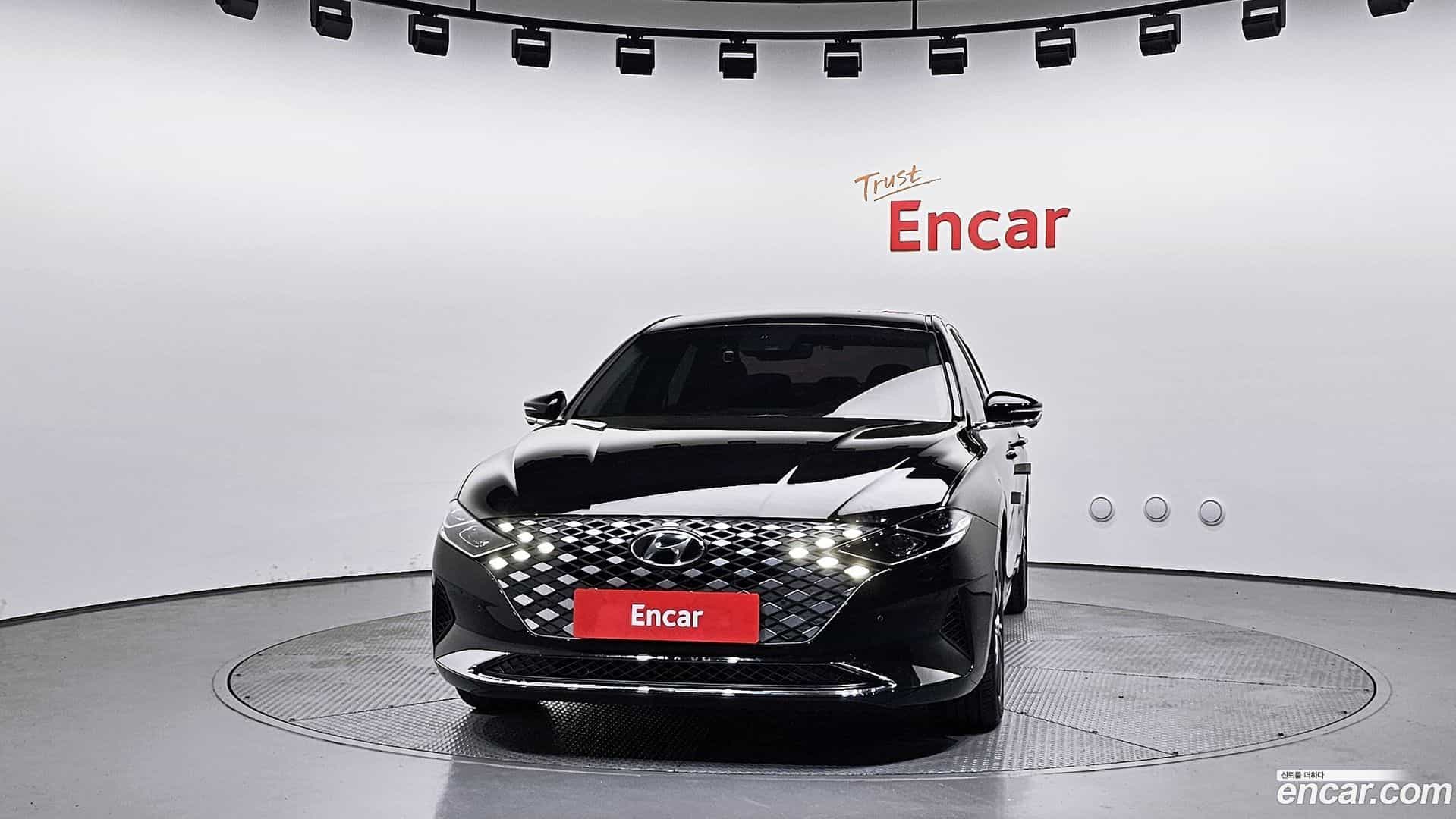 Grandeur Hyundai 2022.6-OUTER-003