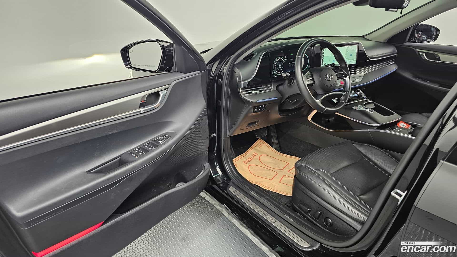 Grandeur Hyundai 2022.6-INNER-010