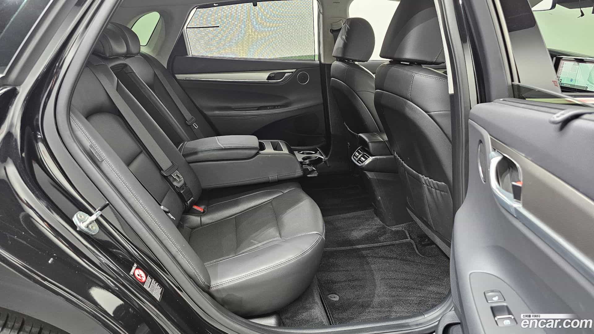 Grandeur Hyundai 2022.6-OPTION-015