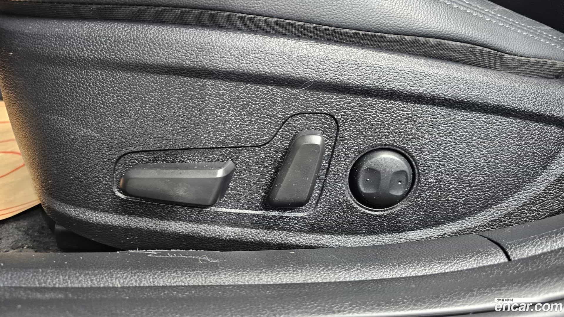 Grandeur Hyundai 2022.6-OPTION-018