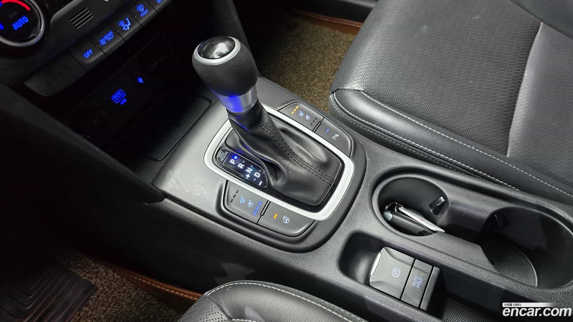 Kona Hyundai 2019.9-INNER-009