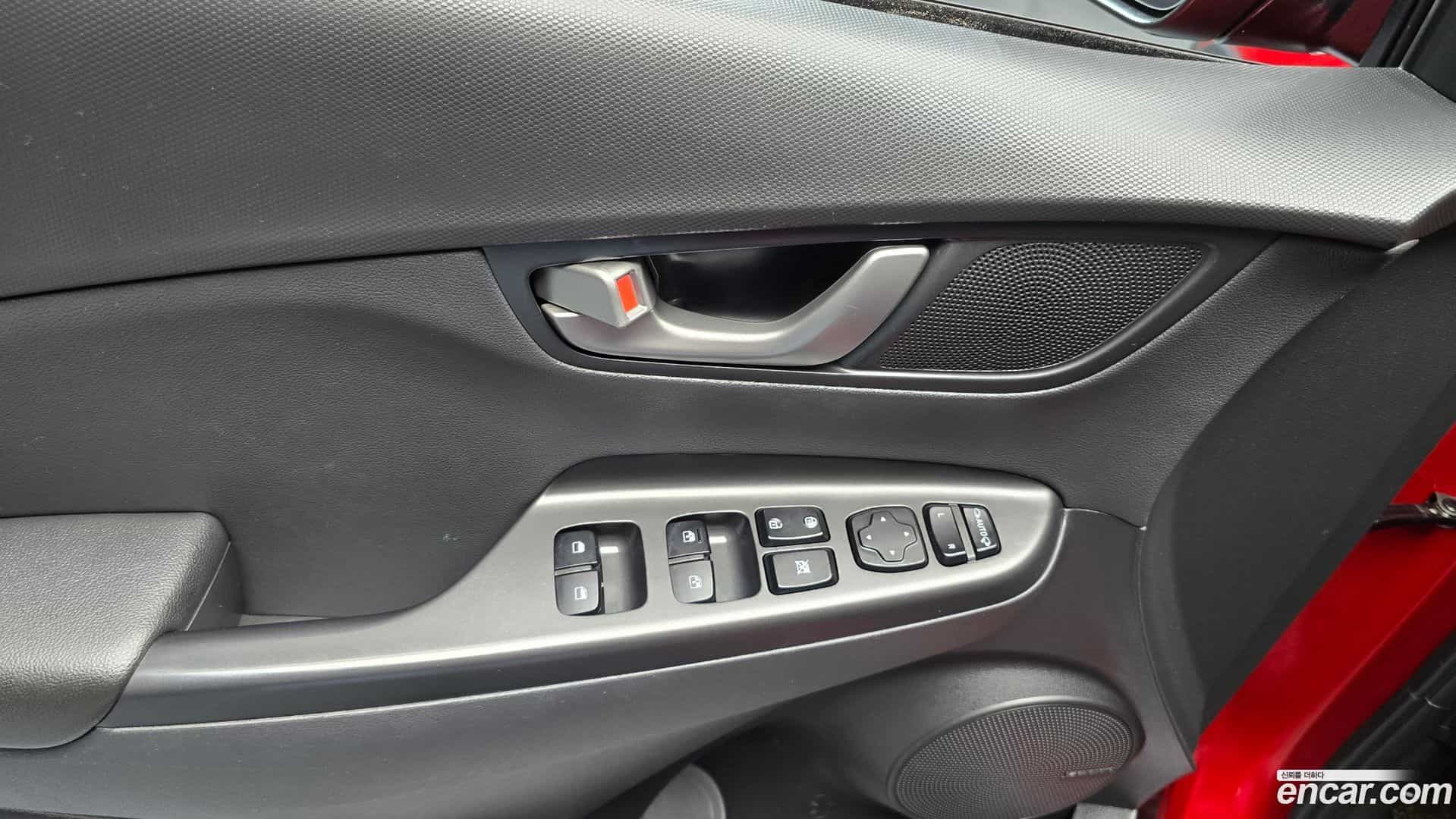 Kona Hyundai 2019.9-OPTION-044