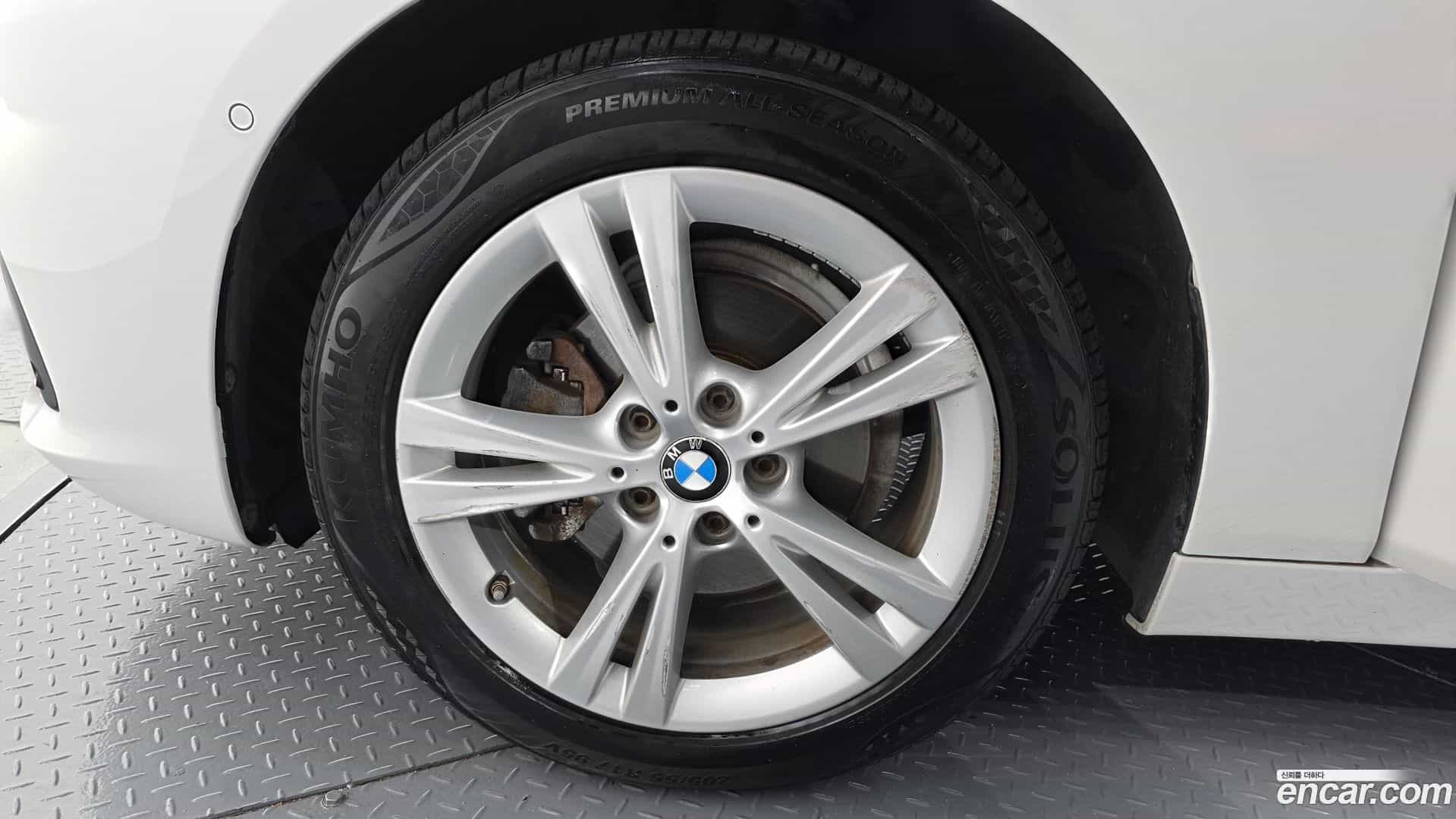 2-Series BMW 2017.10-OUTER-005