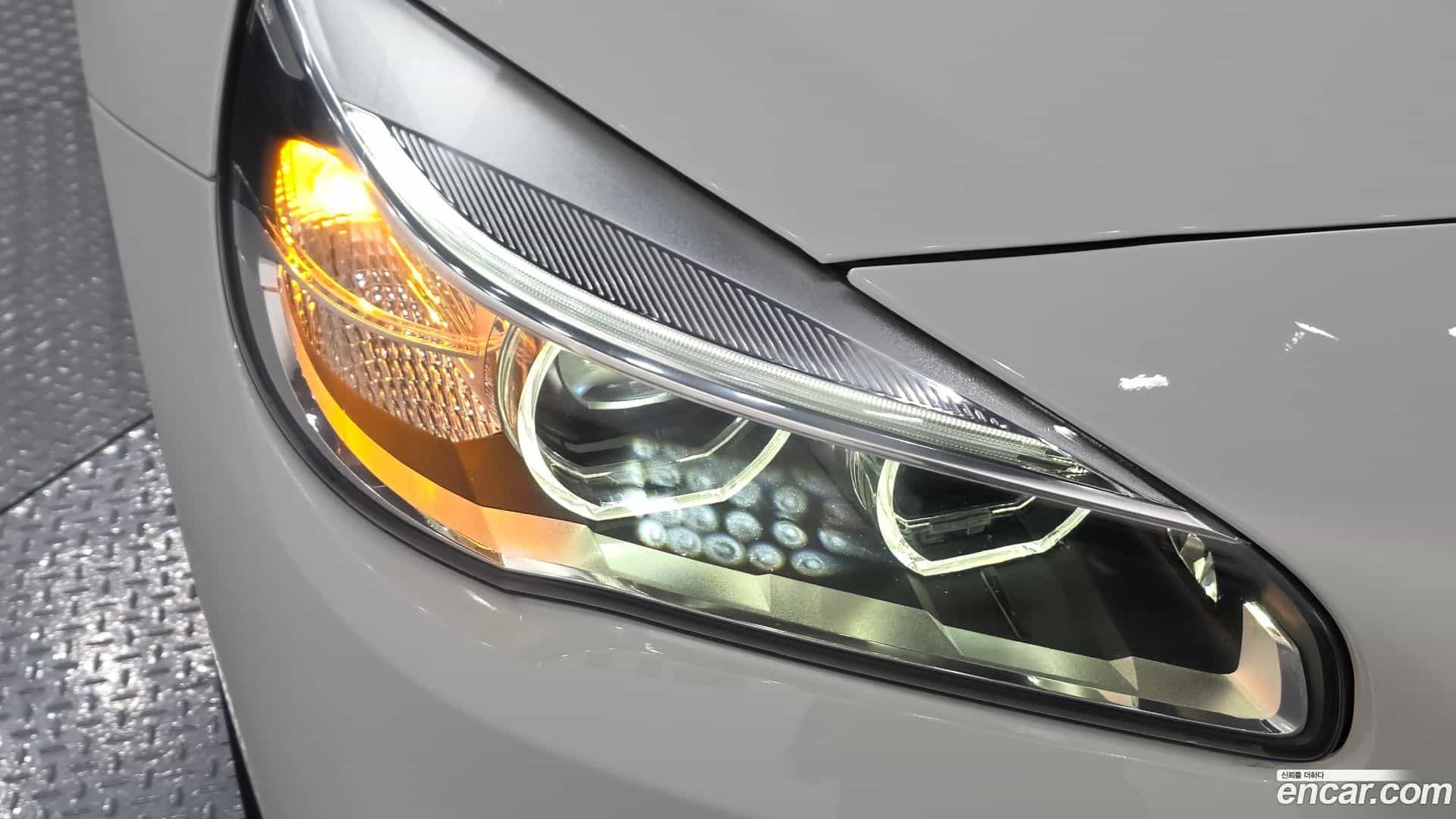 2-Series BMW 2017.10-OUTER-032