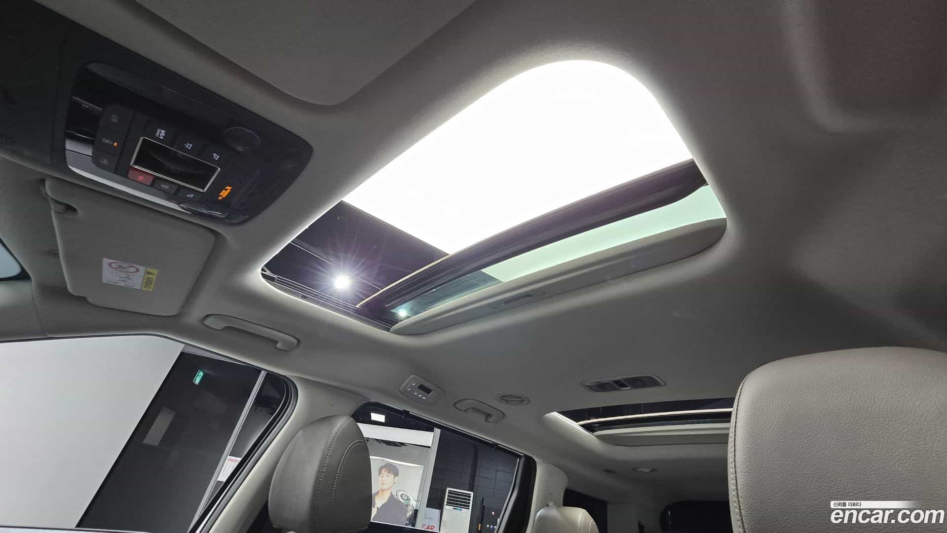 Canival Kia 2024.9-OPTION-021
