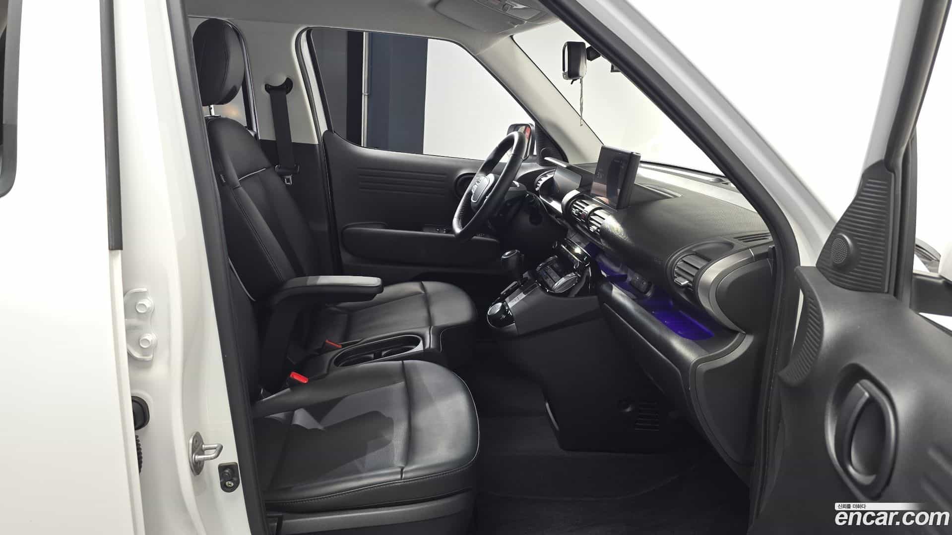 Casper Hyundai 2022.3-INNER-036