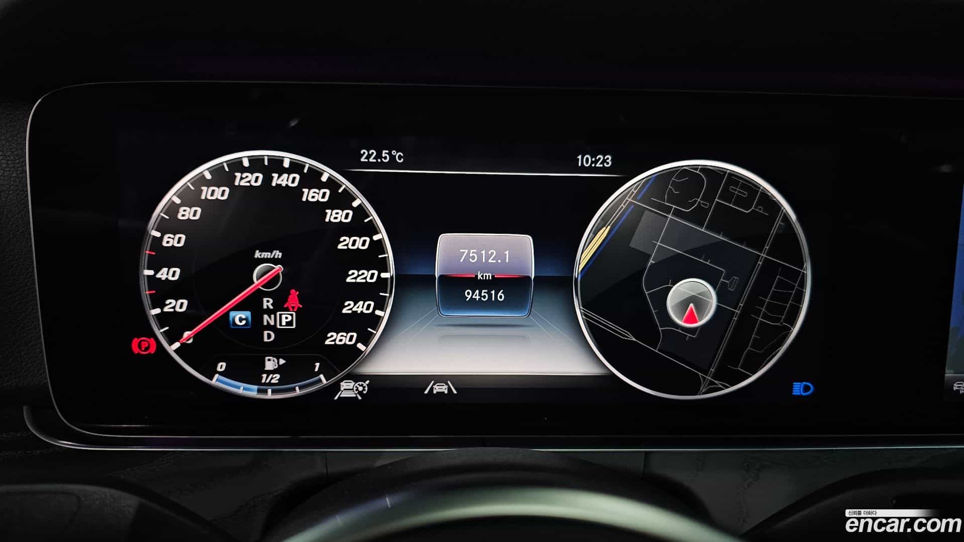 E-Class Mercedes-Benz 2020.3-INNER-008