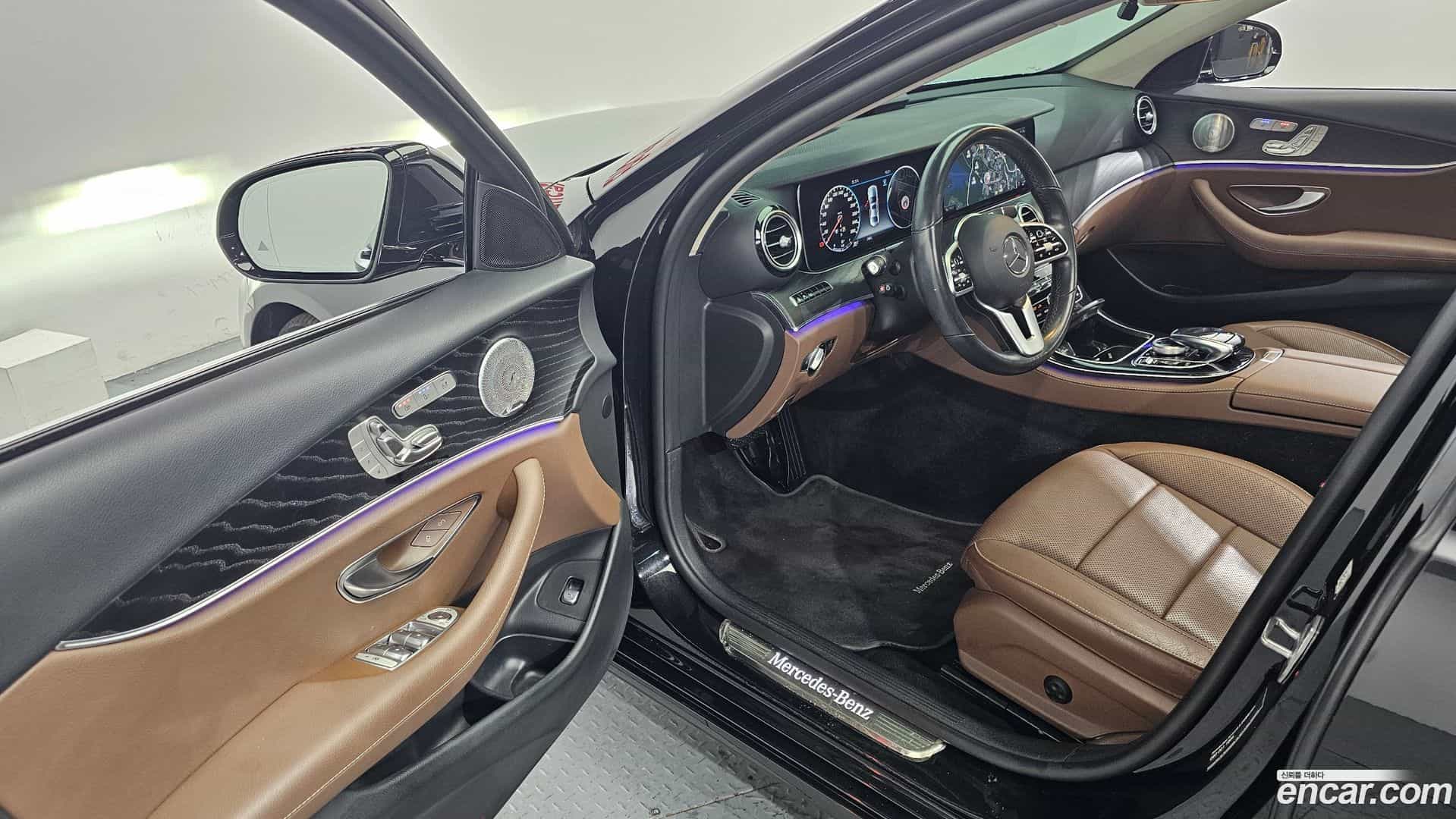 E-Class Mercedes-Benz 2020.3-INNER-010
