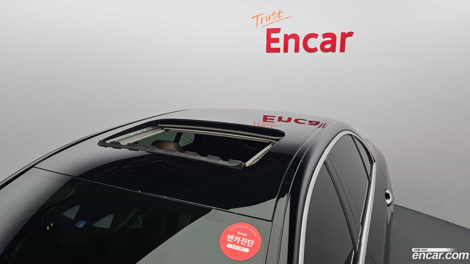 E-Class Mercedes-Benz 2020.3-OPTION-024