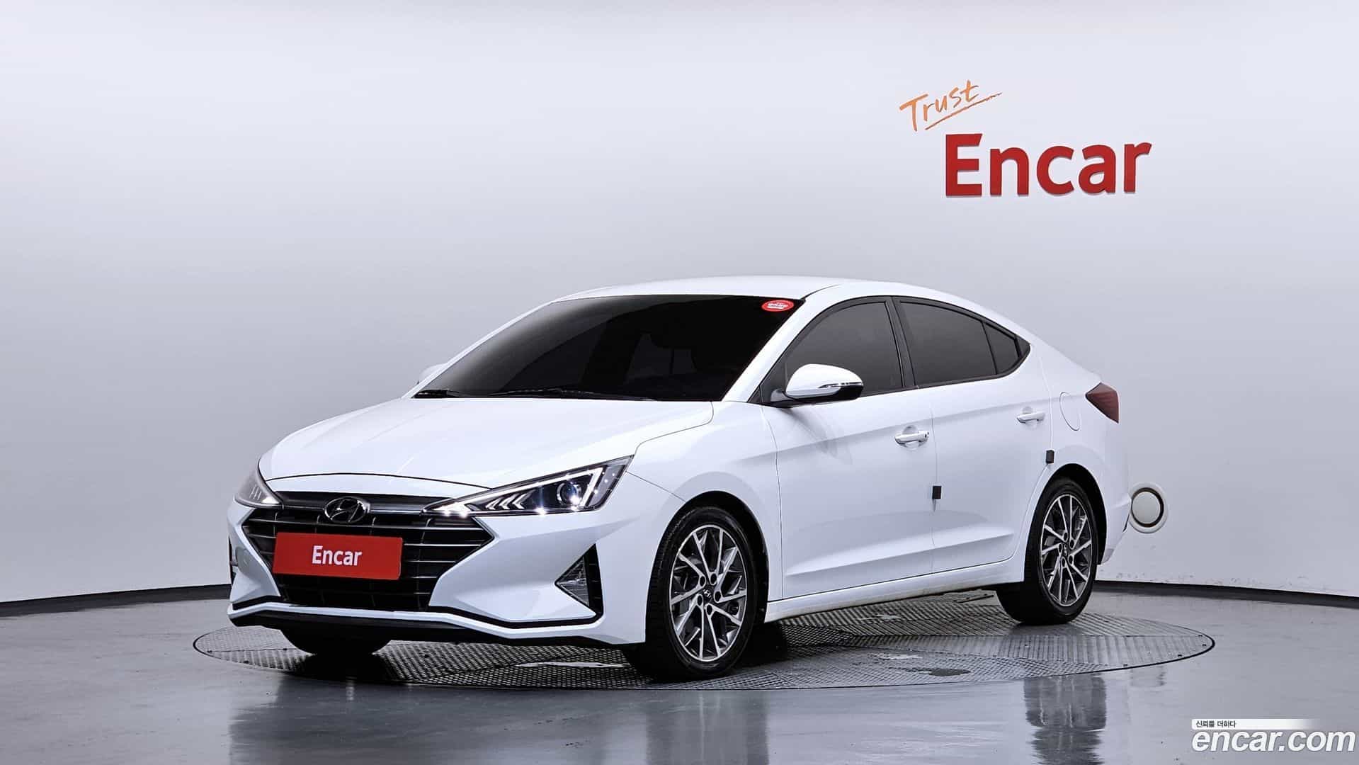AVANTE Hyundai 2019.2-OUTER-001