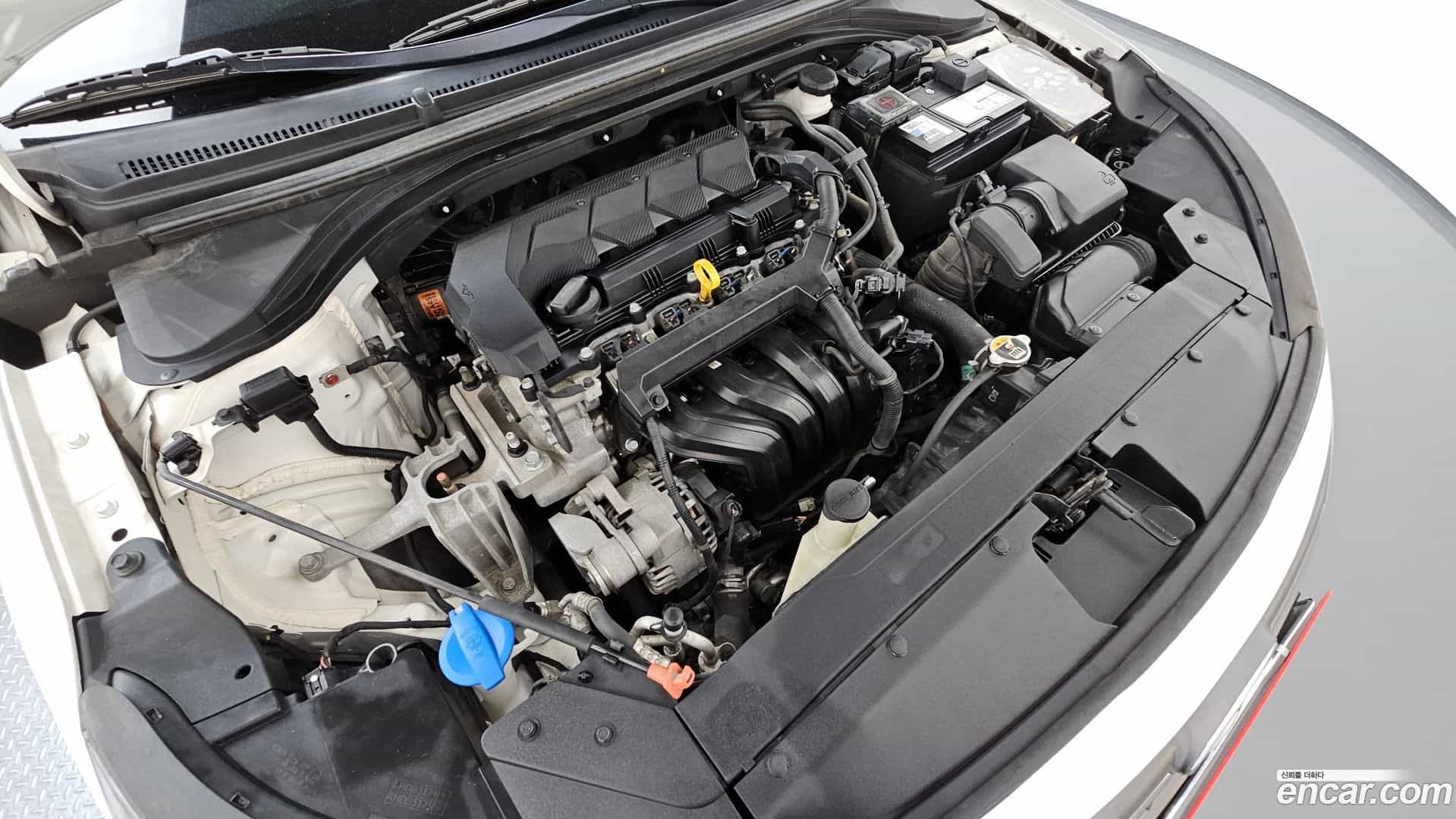 AVANTE Hyundai 2019.2-OUTER-006