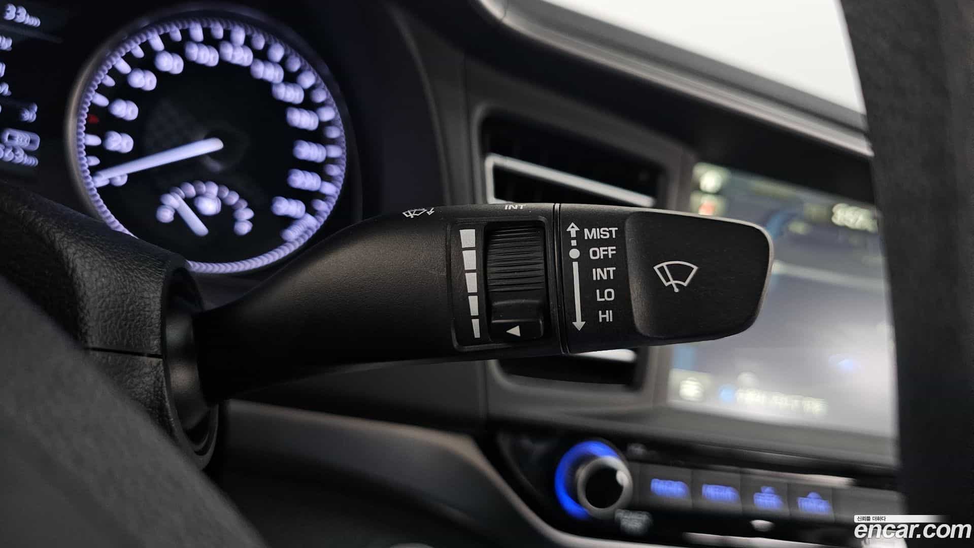 AVANTE Hyundai 2019.2-OPTION-041