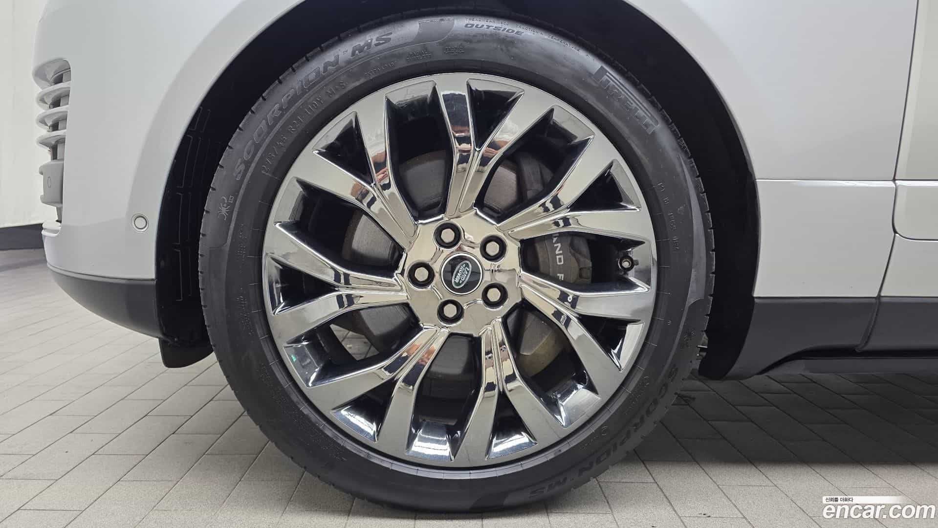Range Rover Land Rover 2019.11-OUTER-005