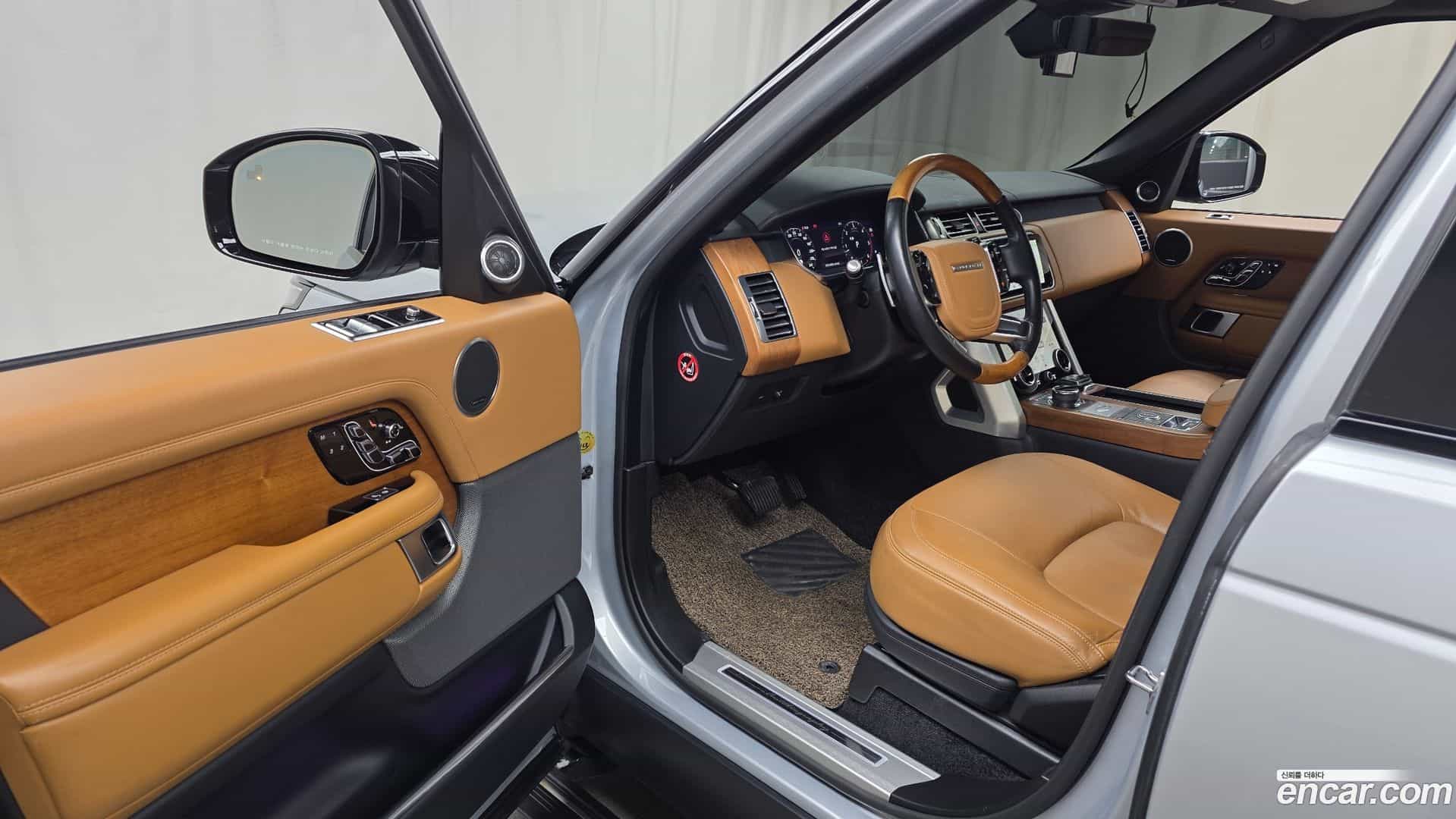 Range Rover Land Rover 2019.11-INNER-010