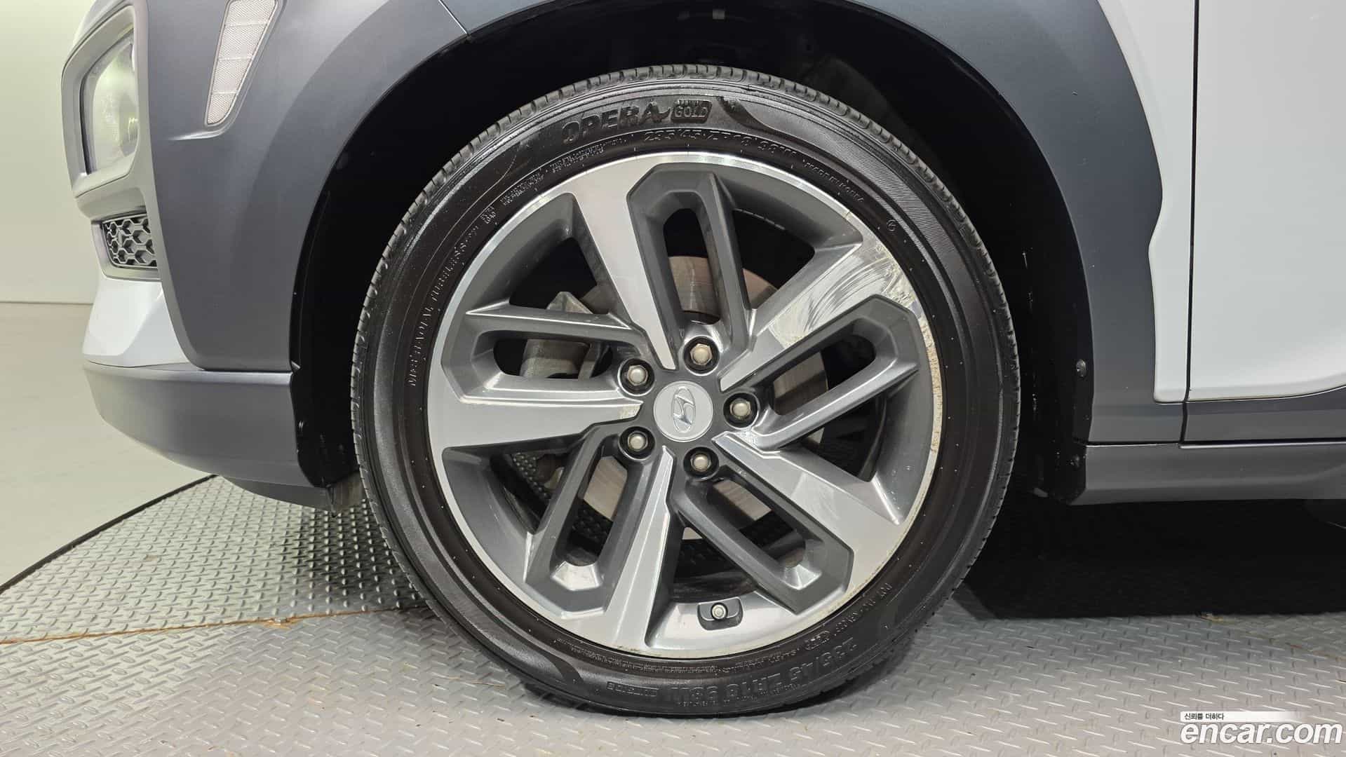 Kona Hyundai 2018.8-OUTER-005