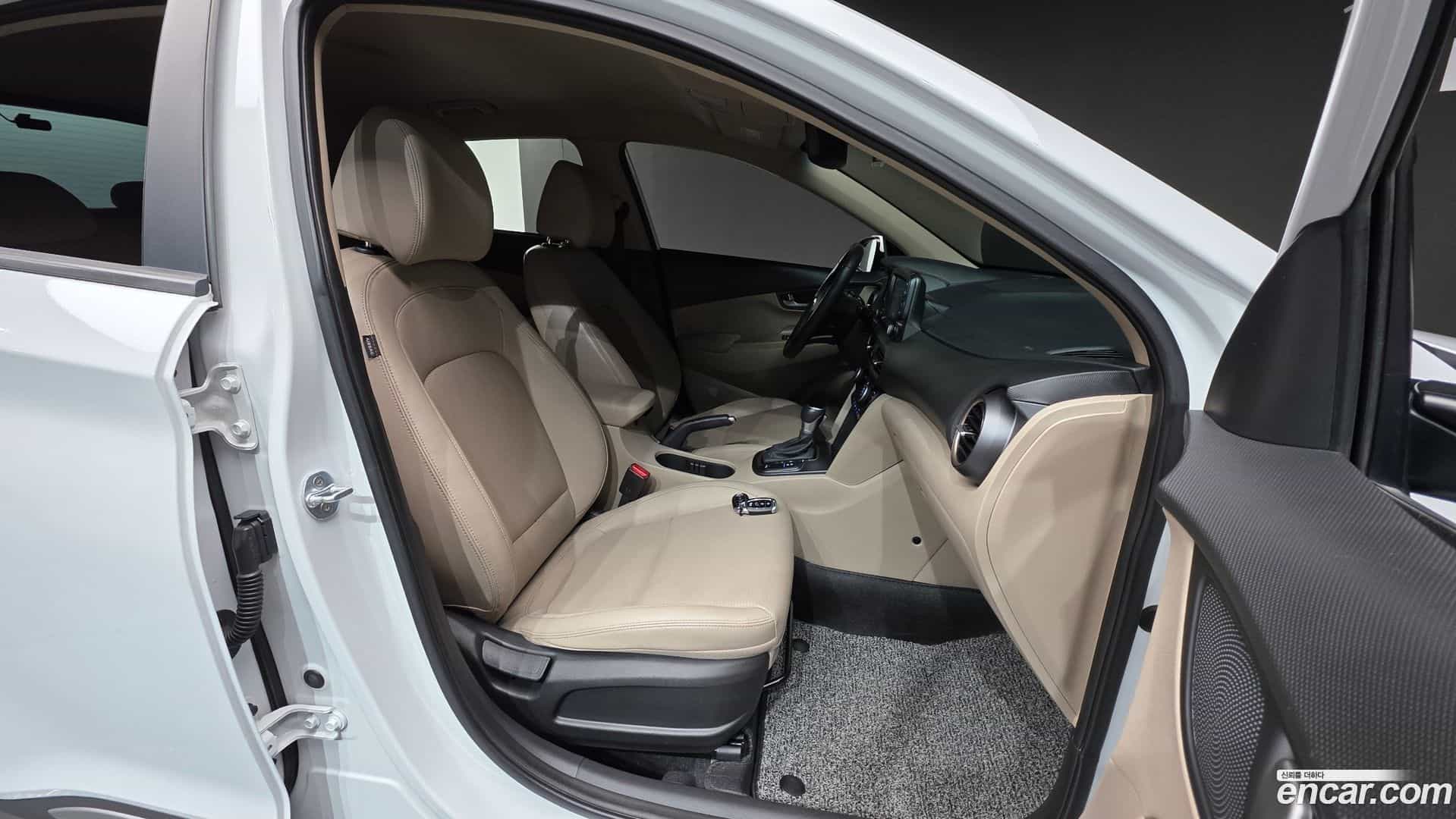 Kona Hyundai 2018.8-INNER-010