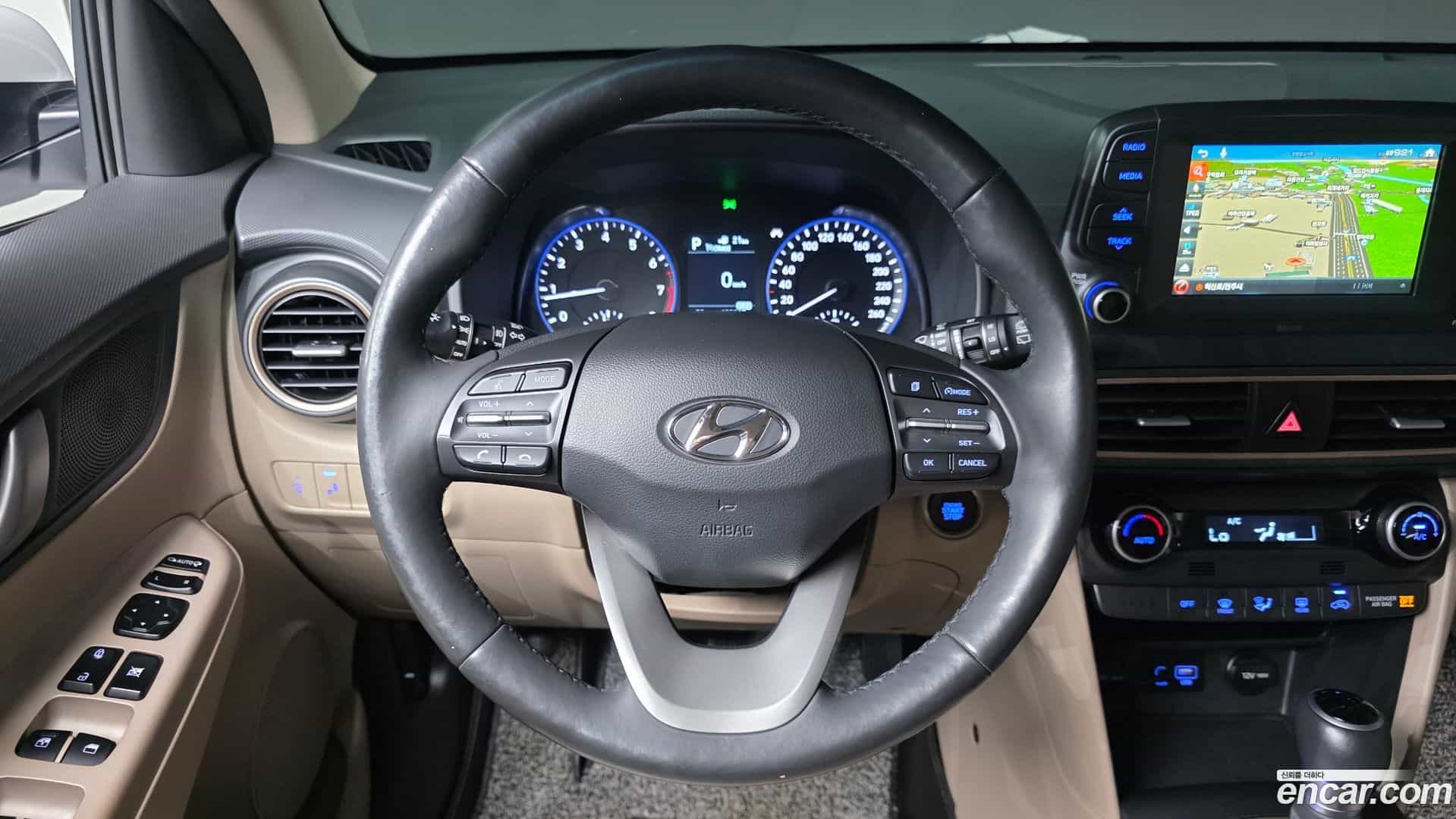 Kona Hyundai 2018.8-OPTION-018