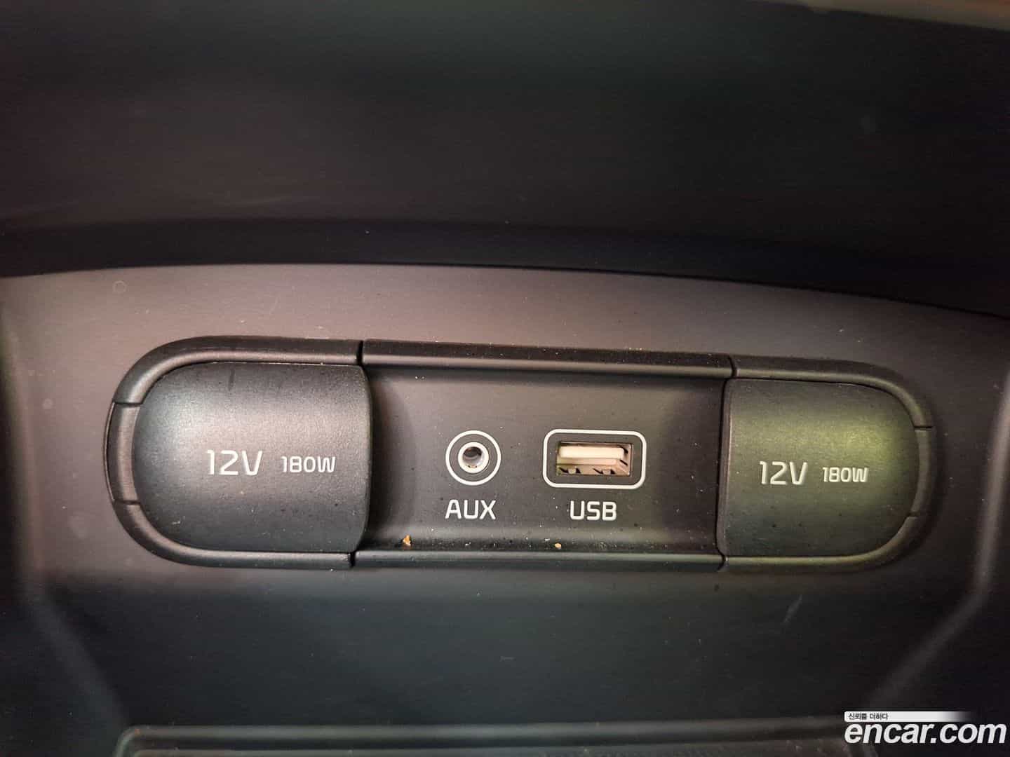 Sorento Kia 2015.9-OPTION-023